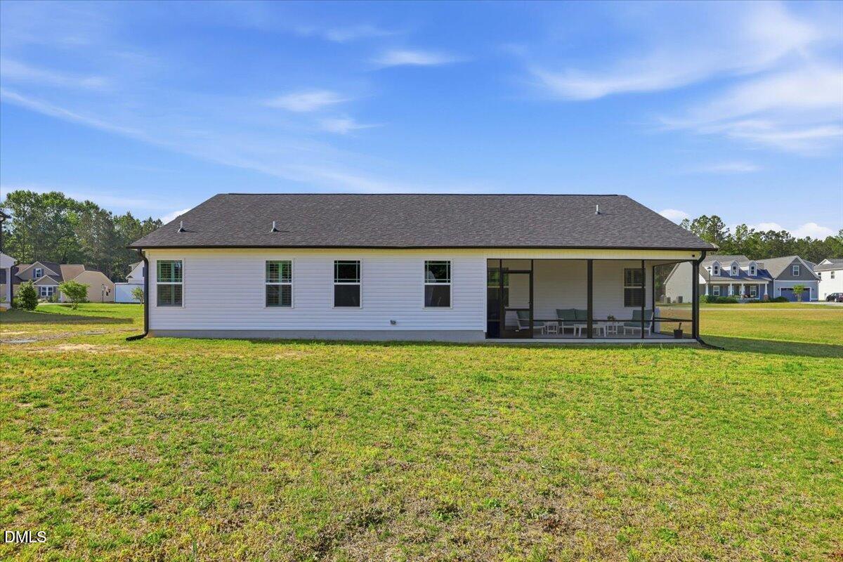 352 Earnest Way Property Photo 36