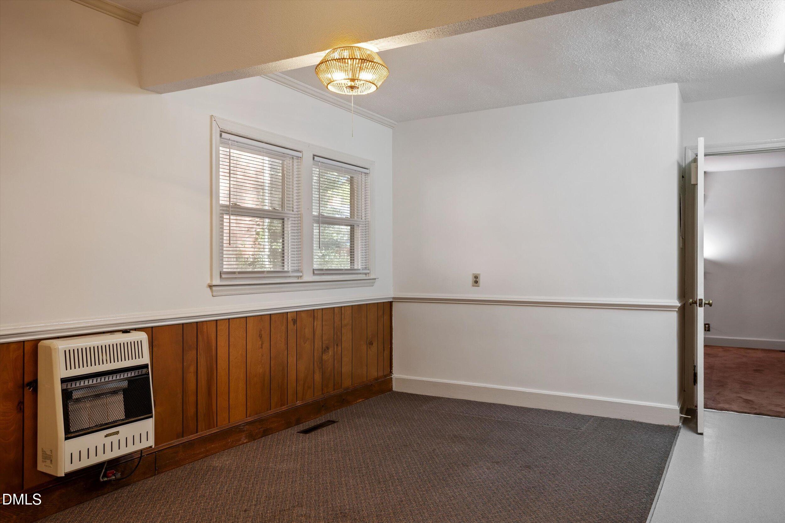 805 W Knox Street Property Photo 14