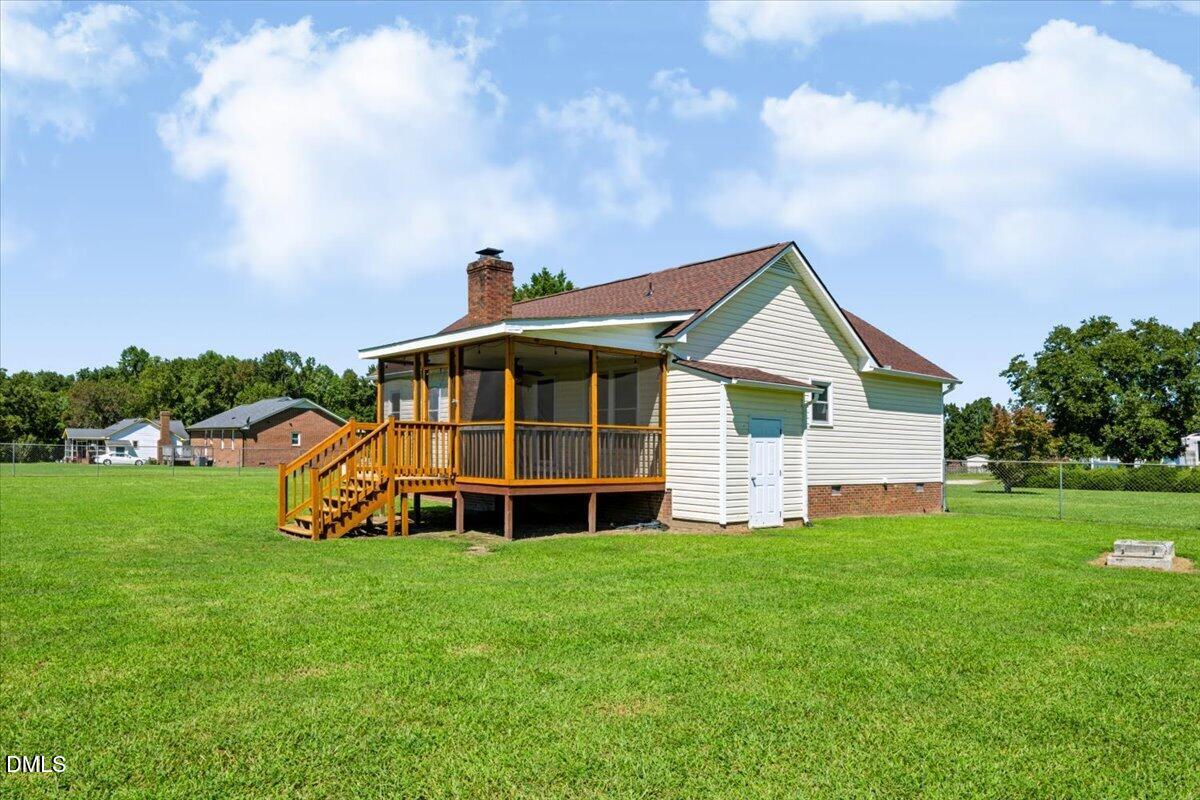101 Wildberry Court Property Photo 3