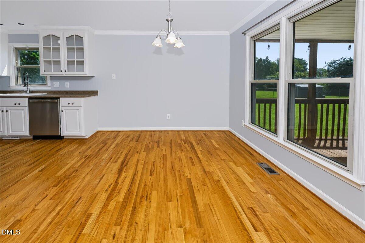 101 Wildberry Court Property Photo 9