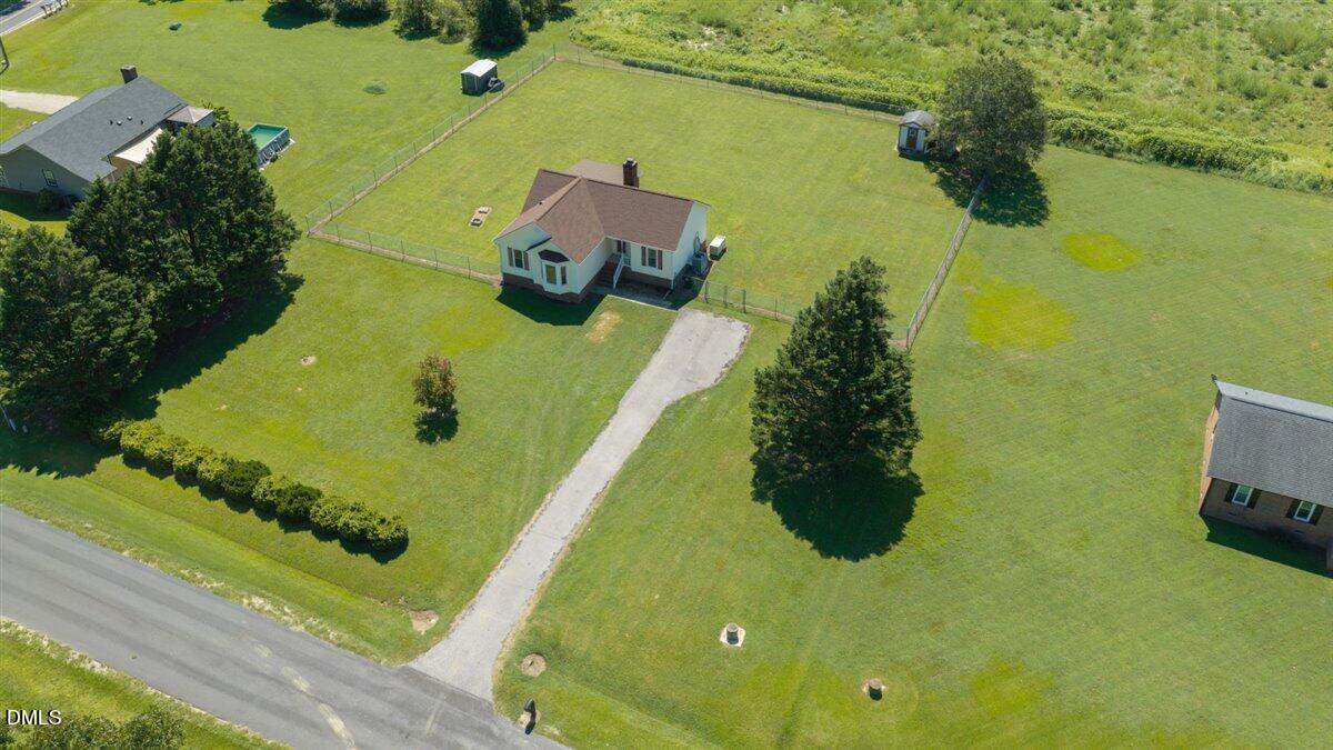 101 Wildberry Court Property Photo 27