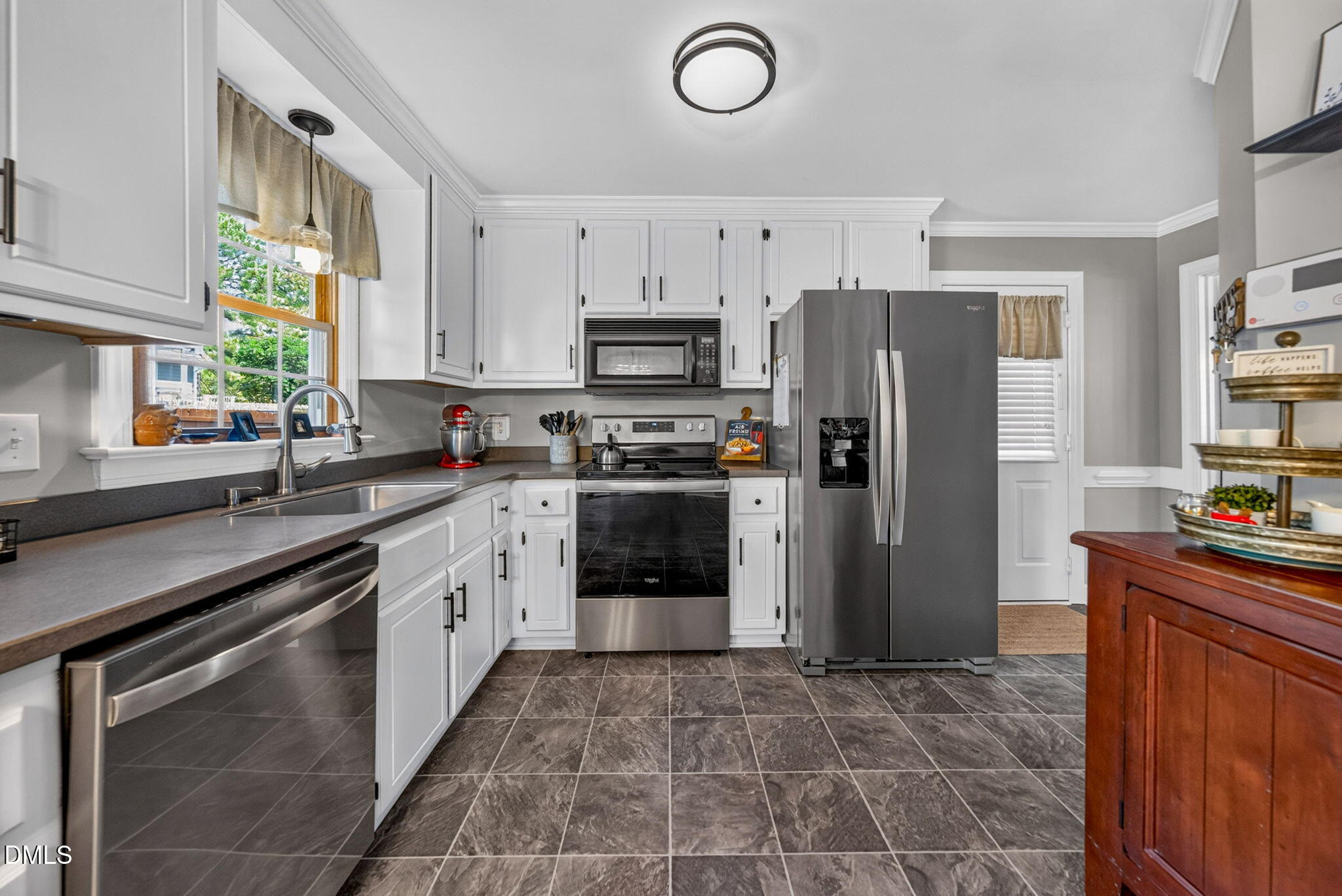 107 Canterfield Road Property Photo 14