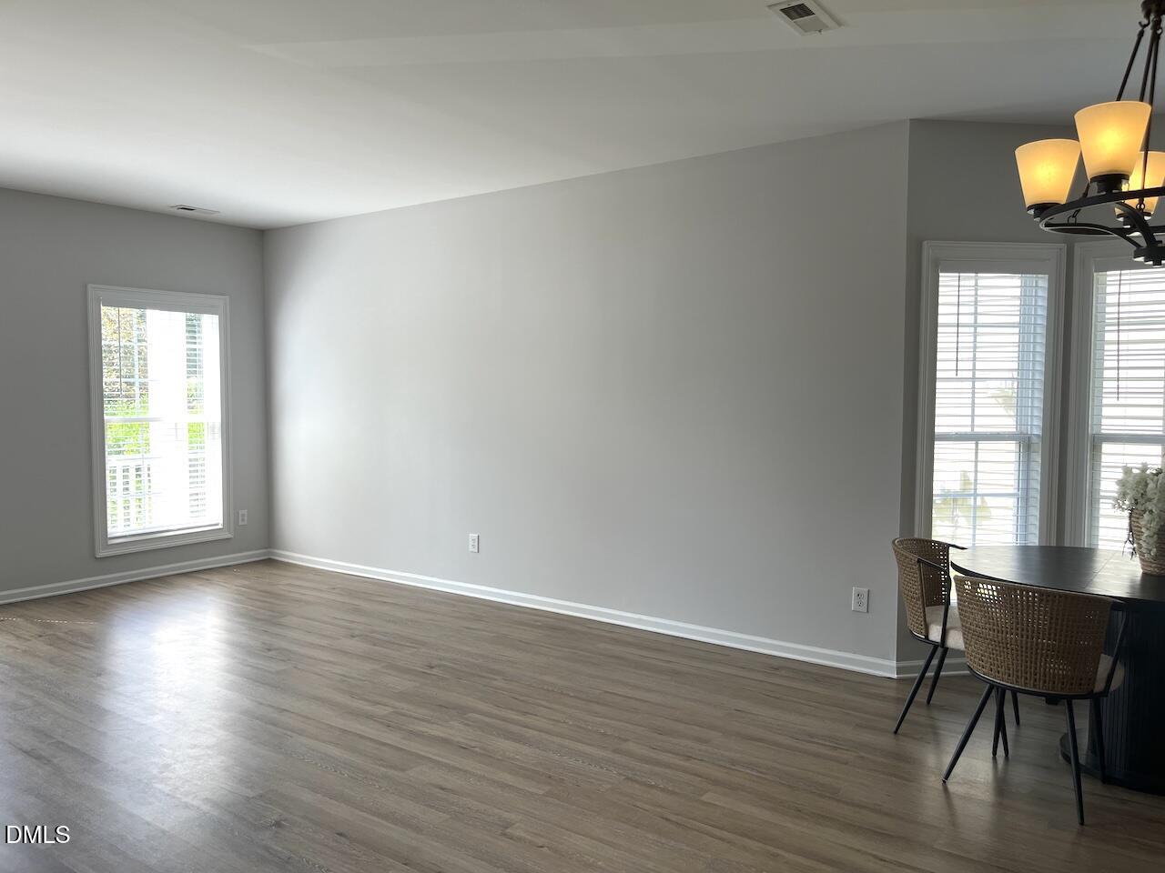 824 Stackhurst Way Property Photo 13