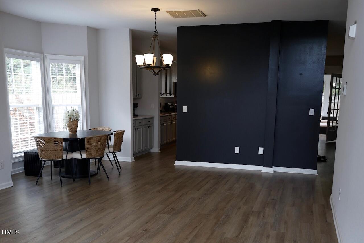 824 Stackhurst Way Property Photo 13