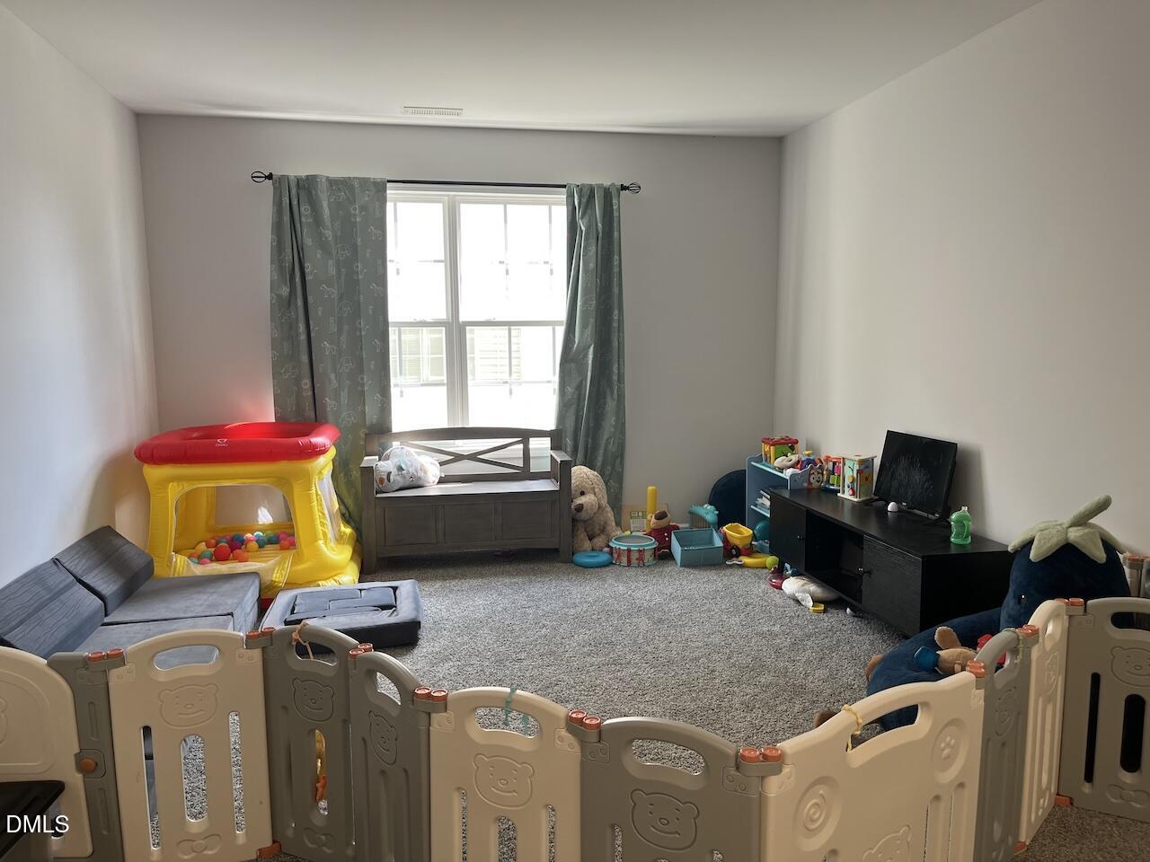 824 Stackhurst Way Property Photo 25