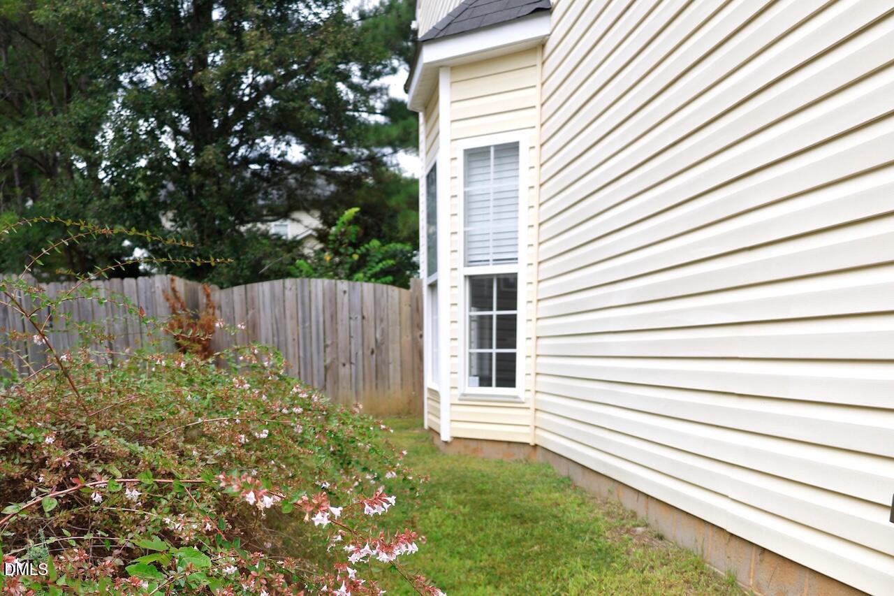 824 Stackhurst Way Property Photo 31