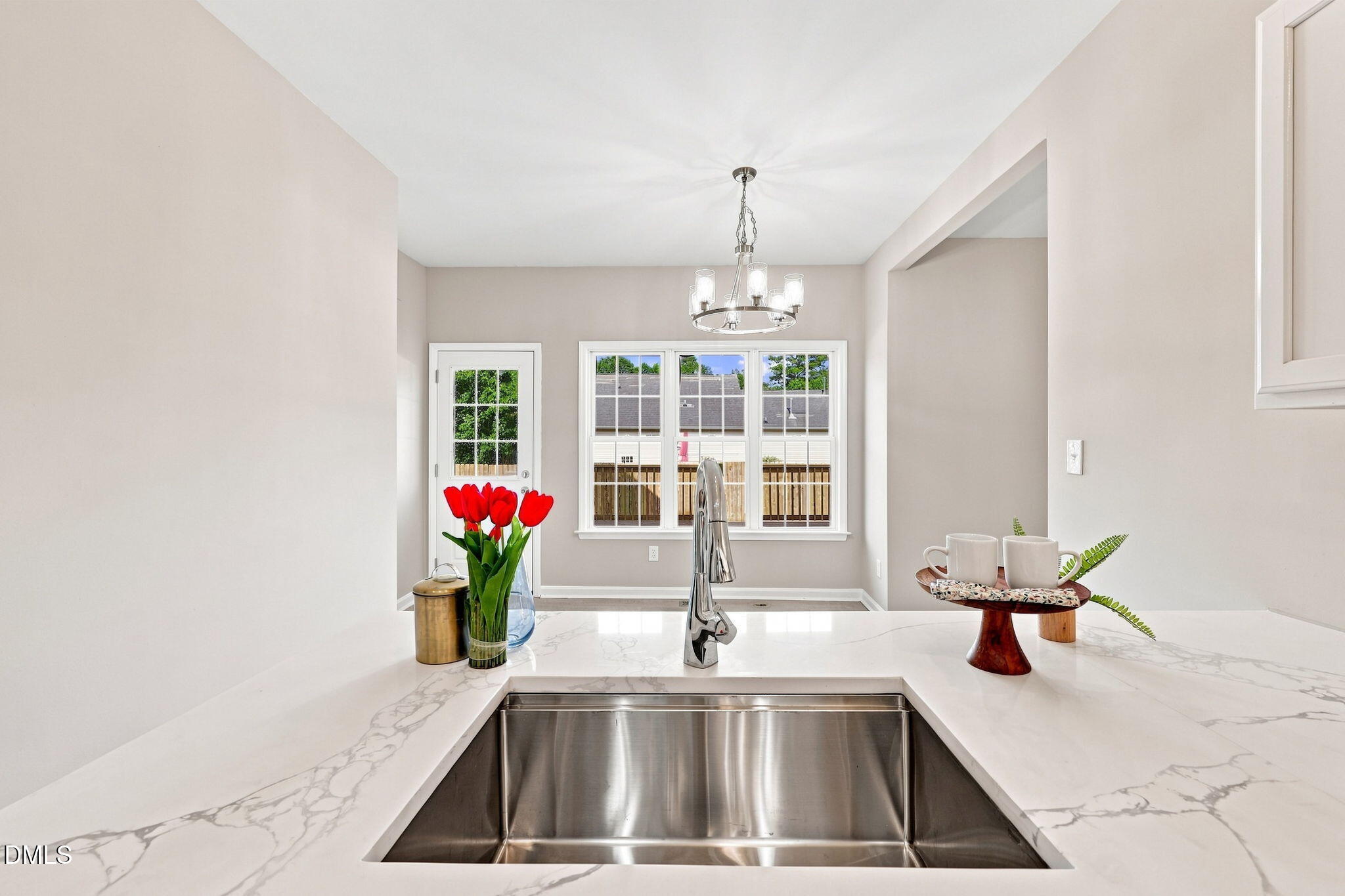 8616 Wild Wood Forest Drive Property Photo 4