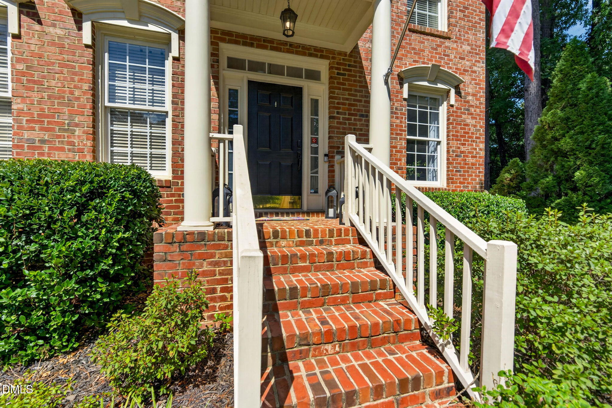 100 Arlen Park Place Property Photo 4