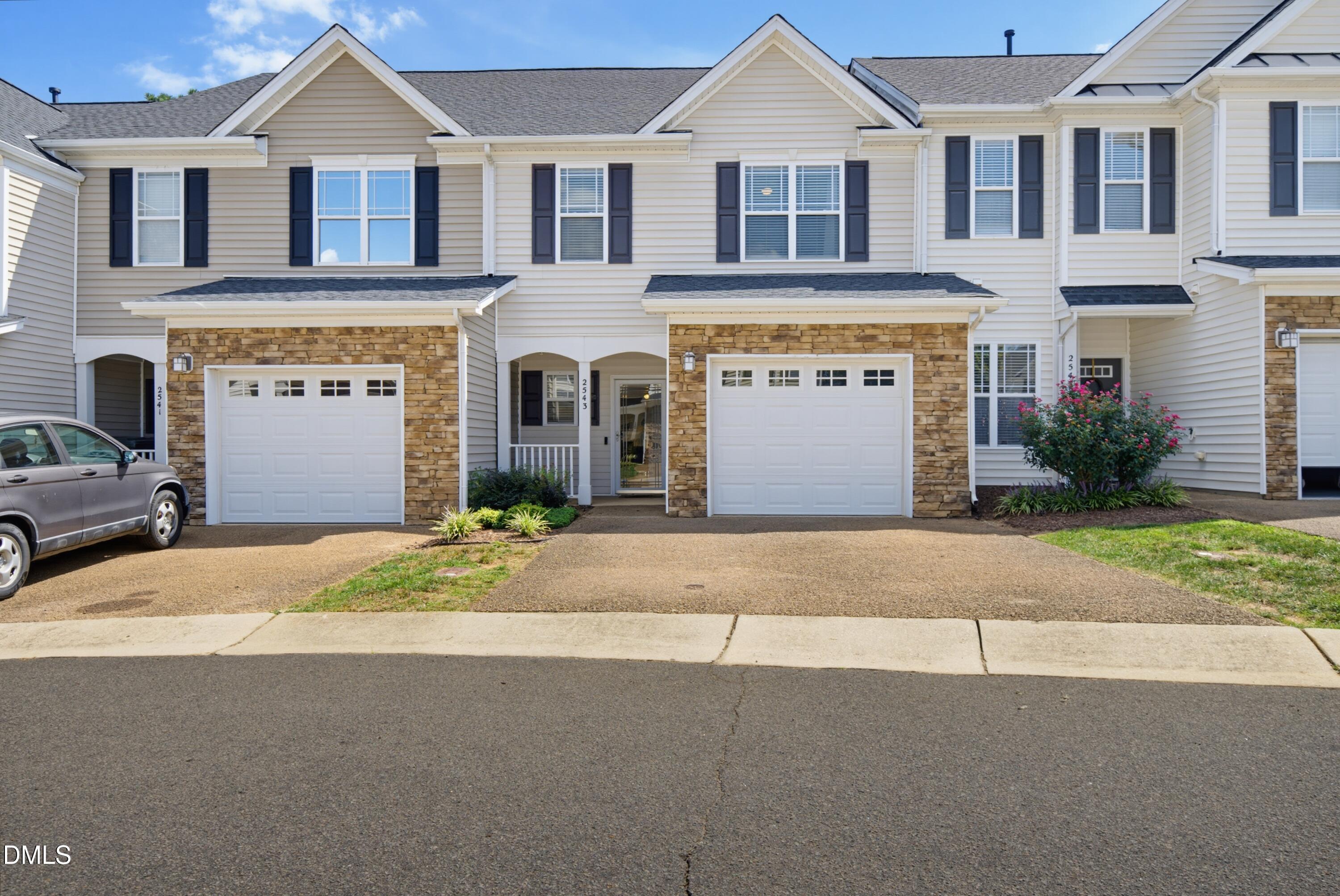 2543 Asher View Court Property Photo 1