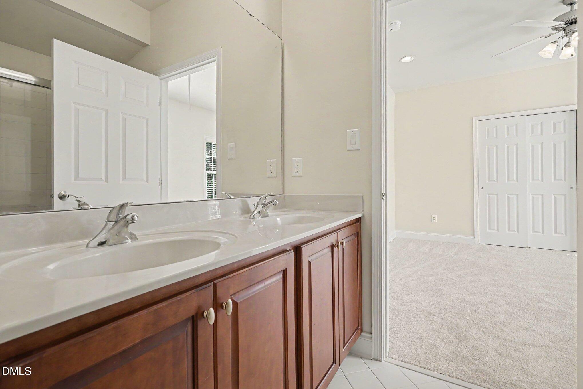 3917 Devan Oaks Way Property Photo 39