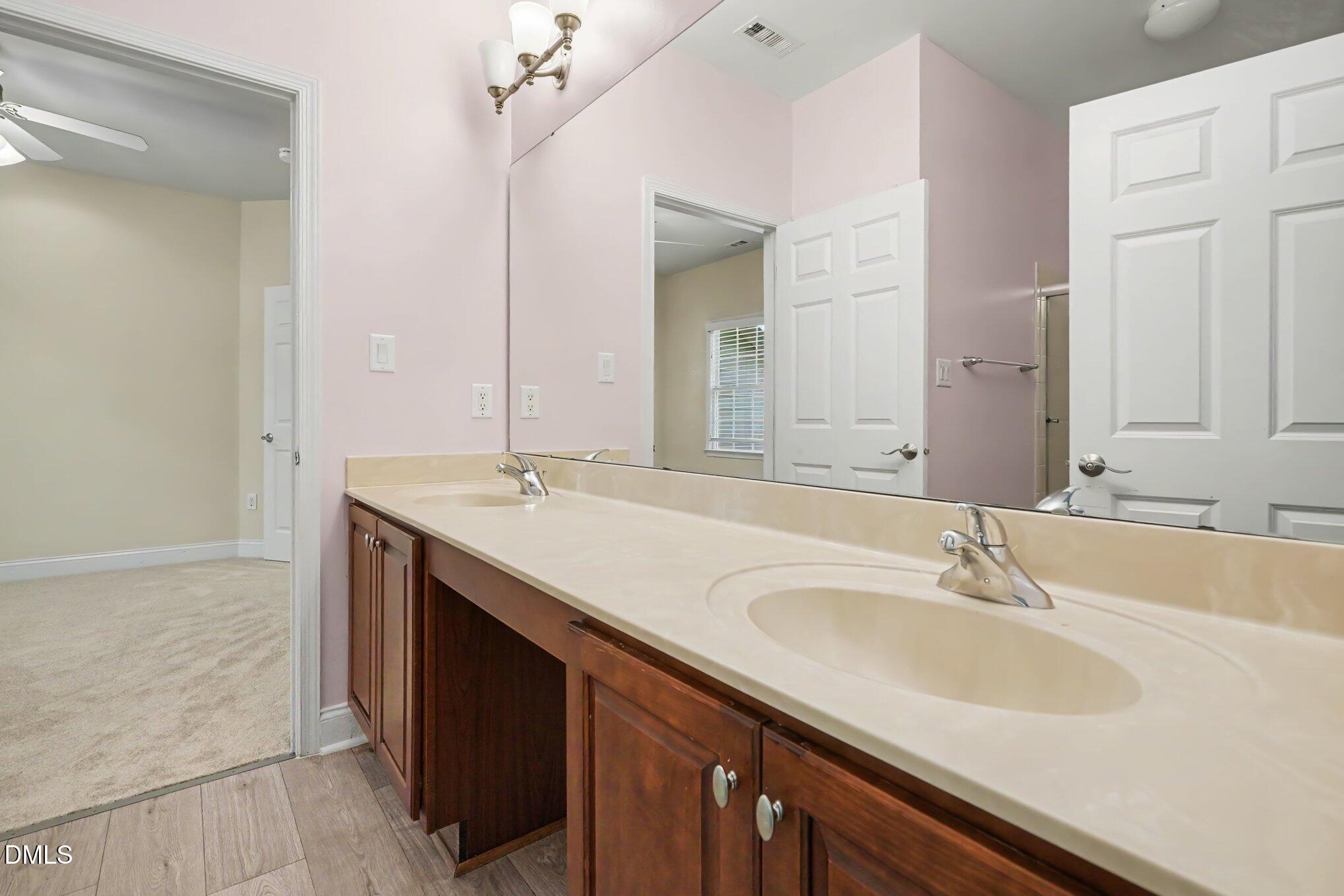 3917 Devan Oaks Way Property Photo 43