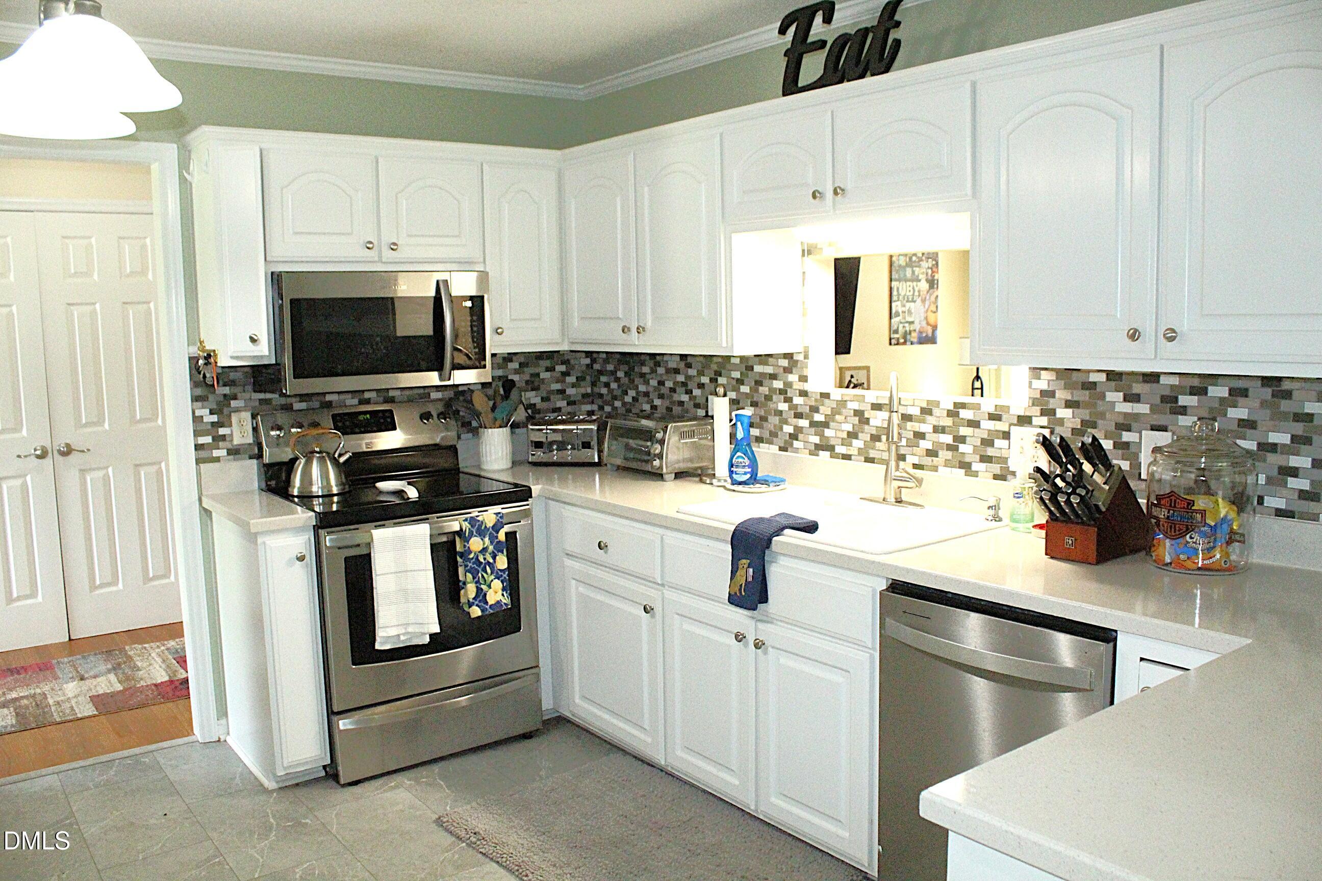 118 Random Lane Property Photo 8