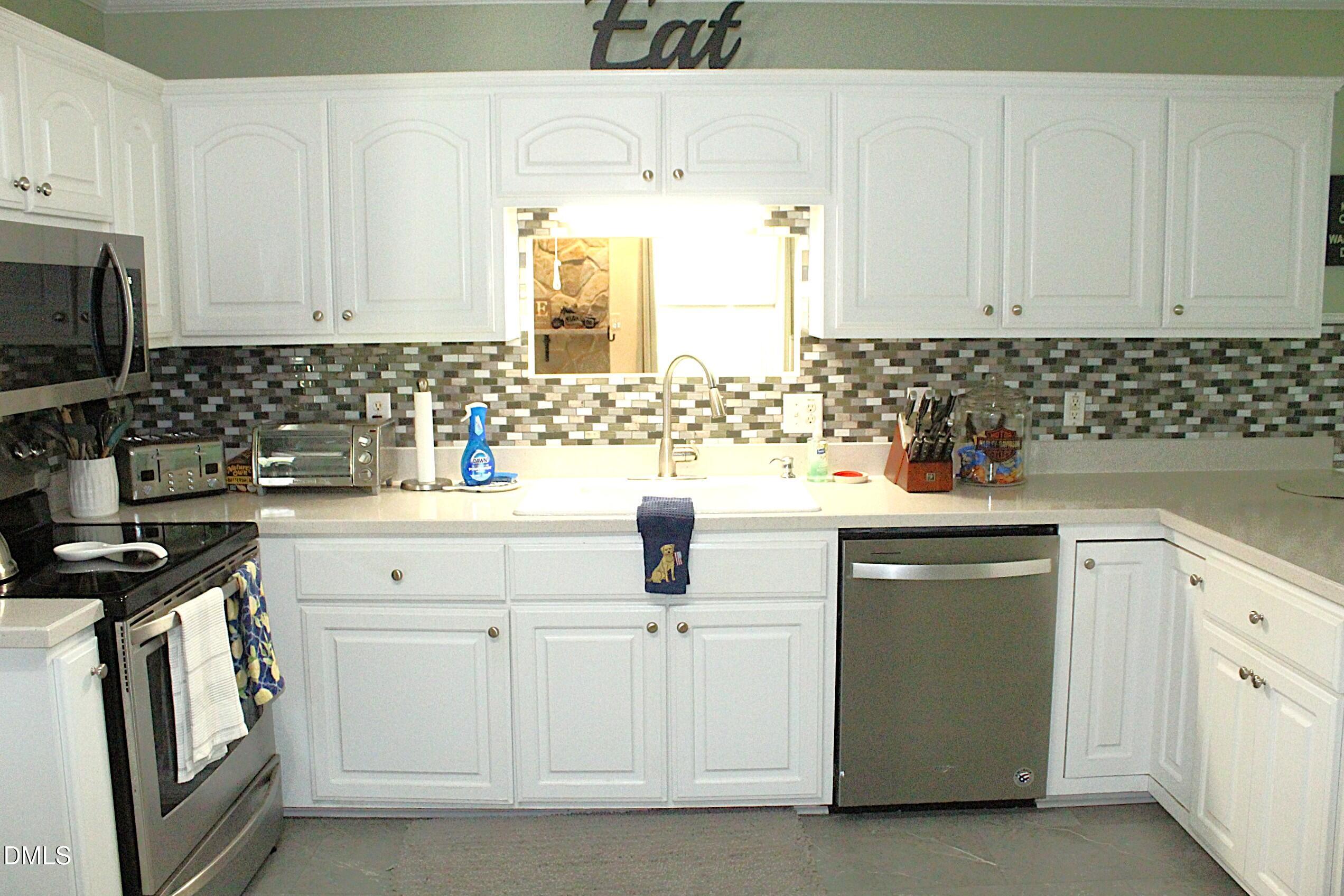 118 Random Lane Property Photo 9