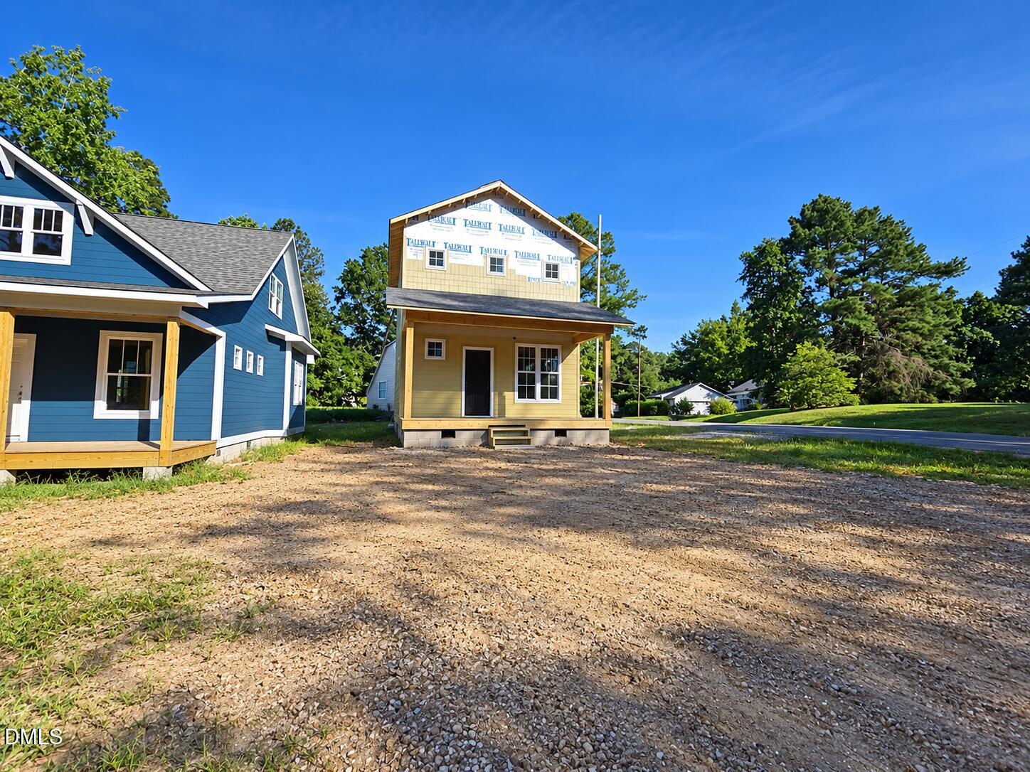 592 Hemlock Avenue Property Photo 1