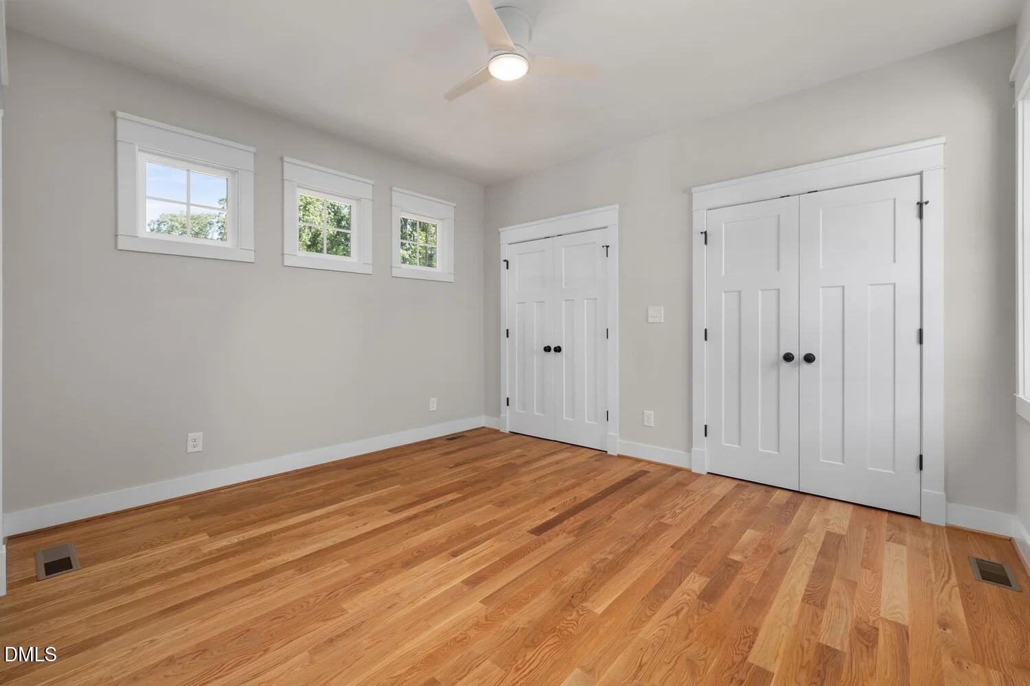 592 Hemlock Avenue Property Photo 6