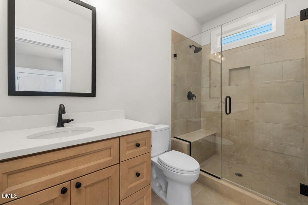592 Hemlock Avenue Property Photo 7