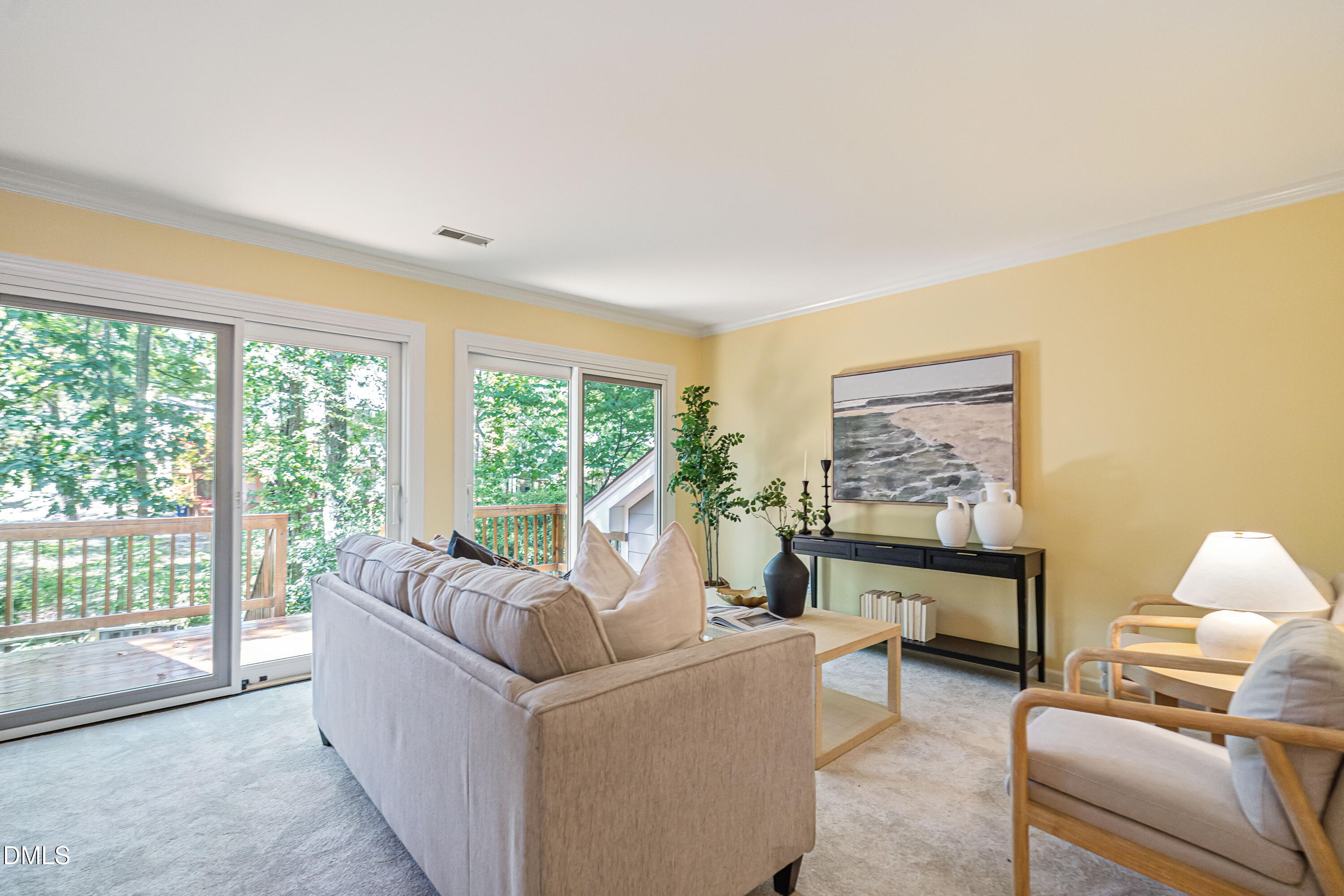 1523 Woodcroft Drive Property Photo 14