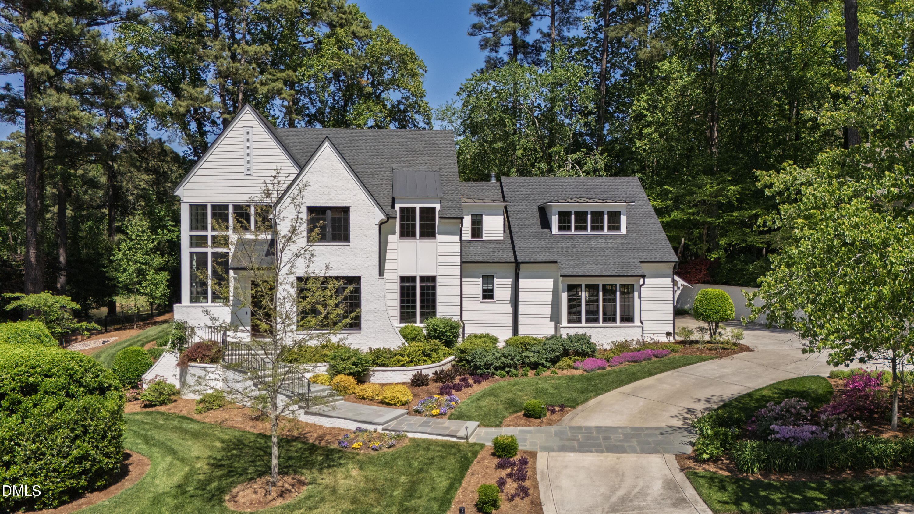 1817 Hunting Ridge Road Property Photo 1