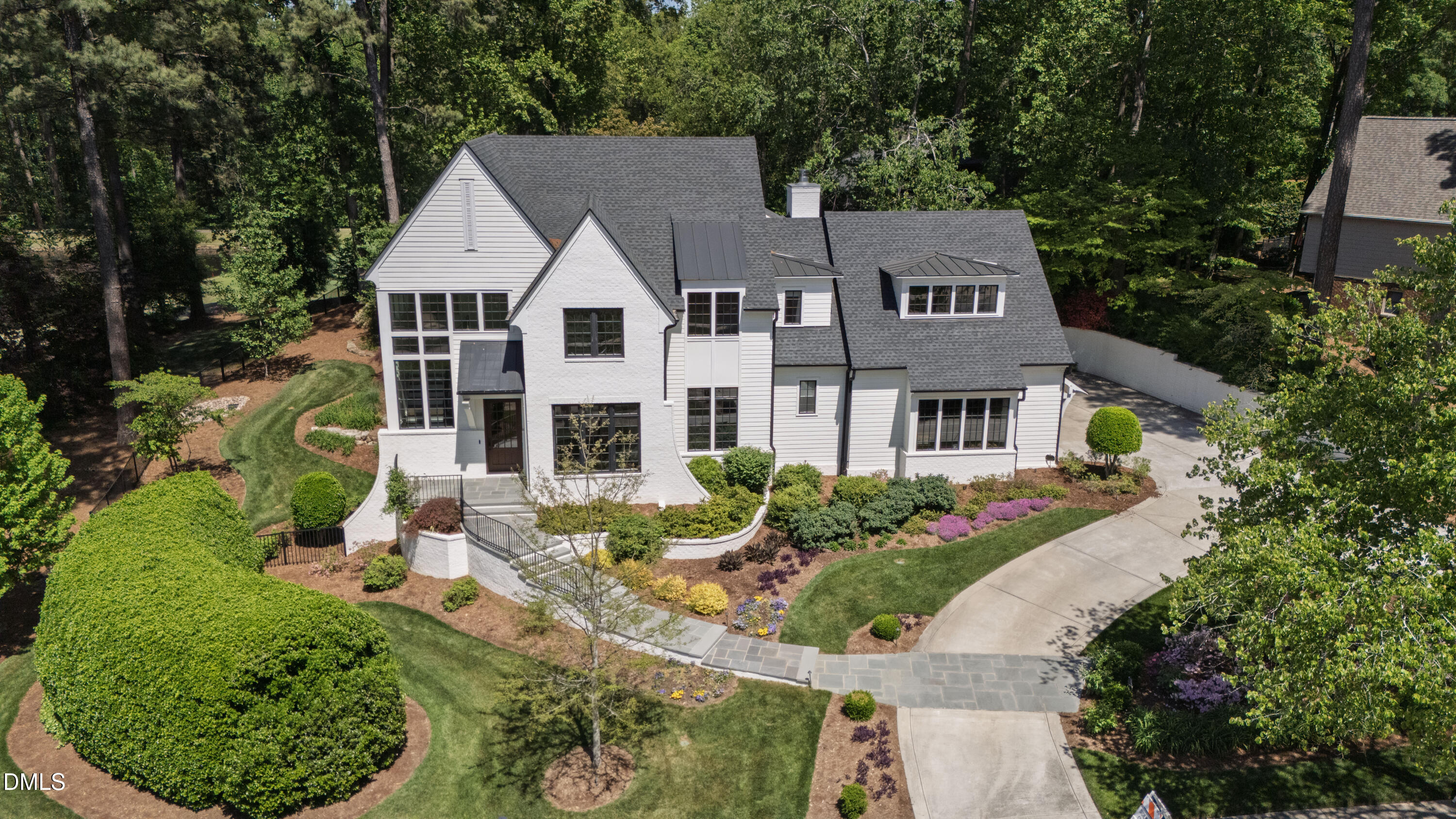 1817 Hunting Ridge Road Property Photo 6