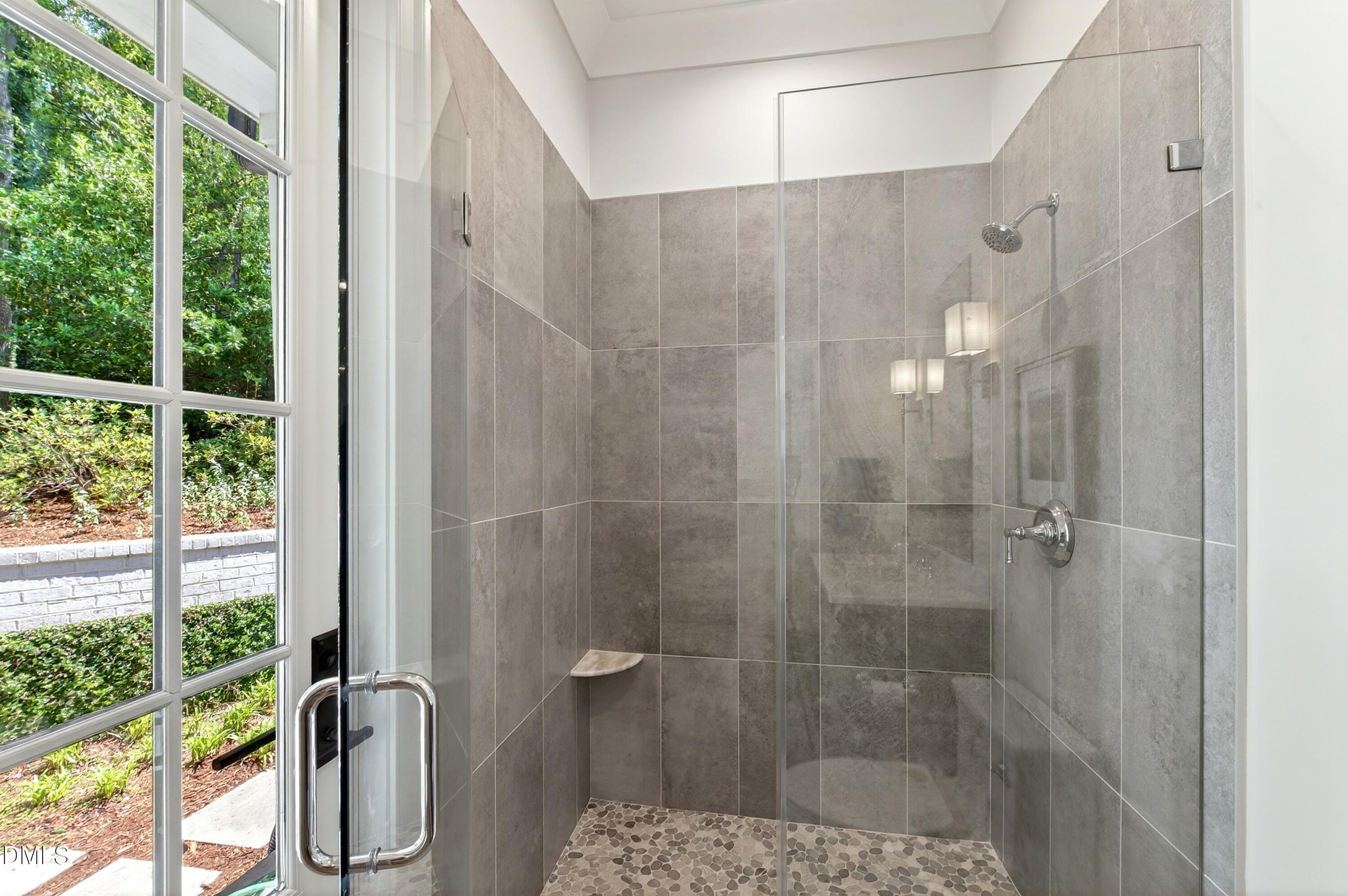 1817 Hunting Ridge Road Property Photo 33