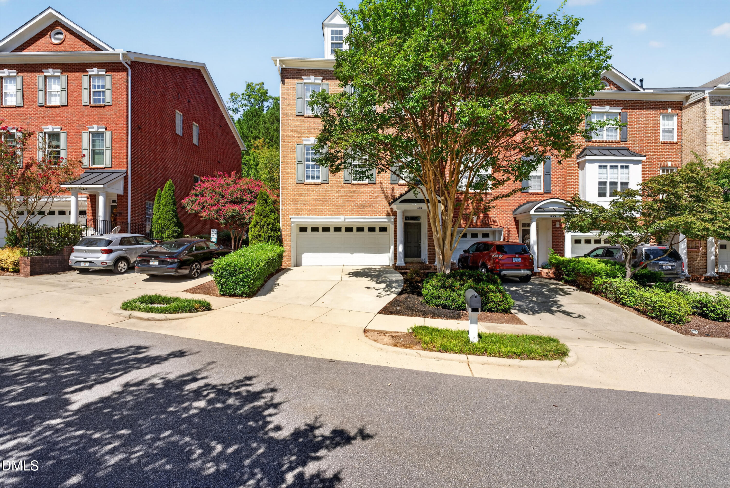 351 Bridgegate Drive Property Photo 2