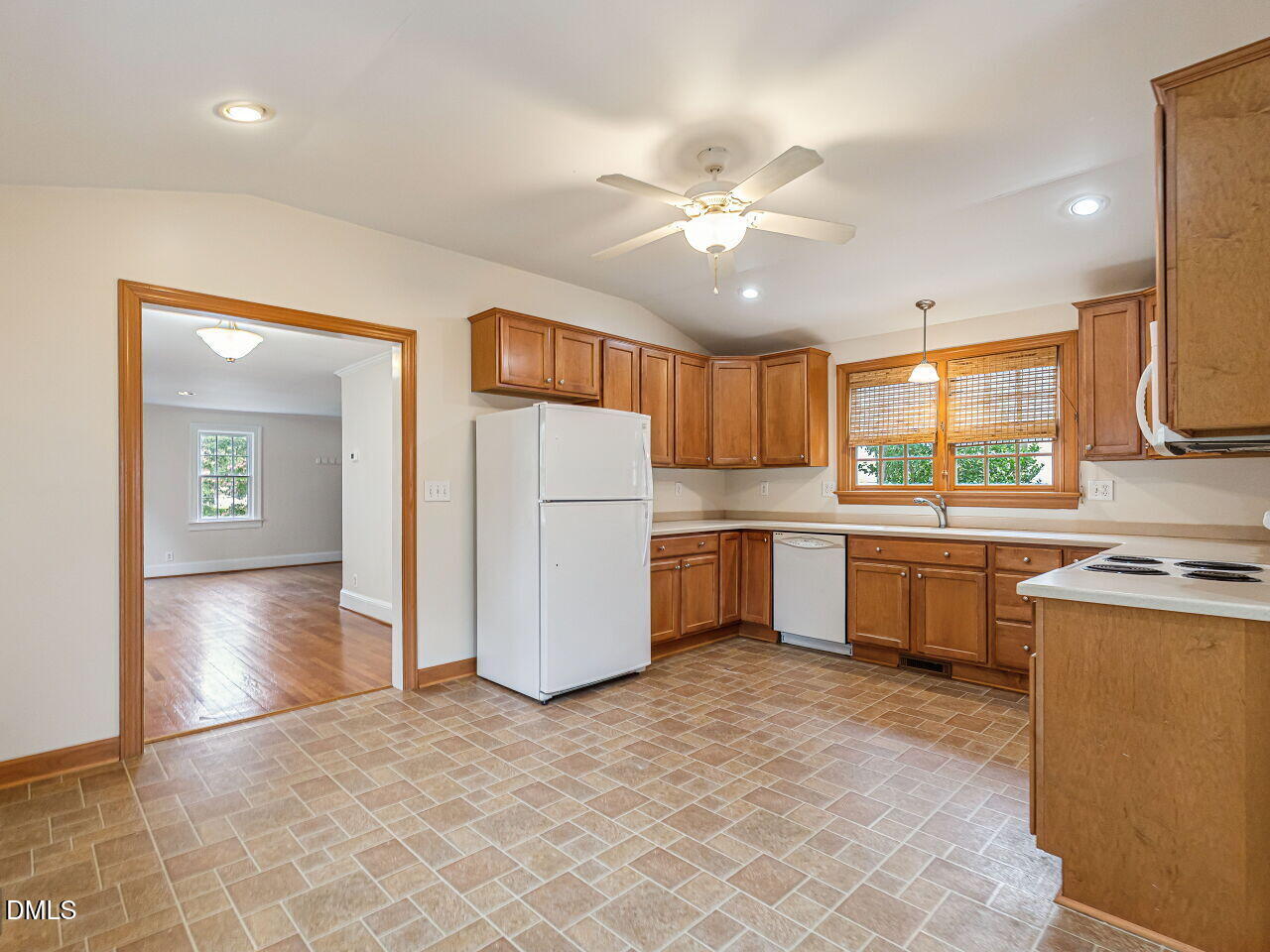 1411 Doughton Street Property Photo 9