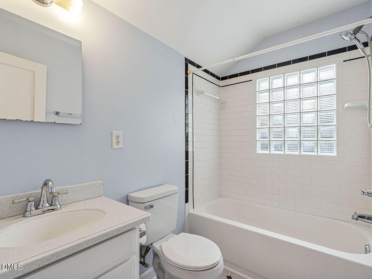 1411 Doughton Street Property Photo 18