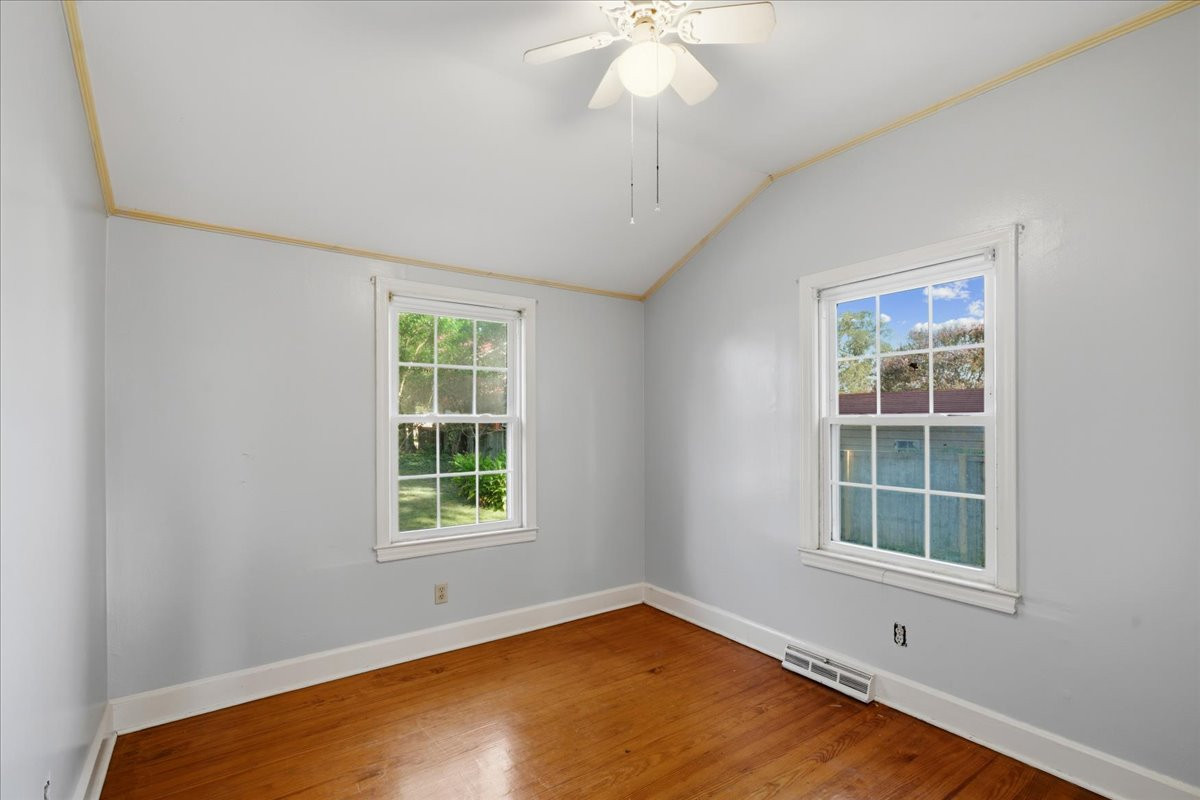 411 S 3rd Street Property Photo 24