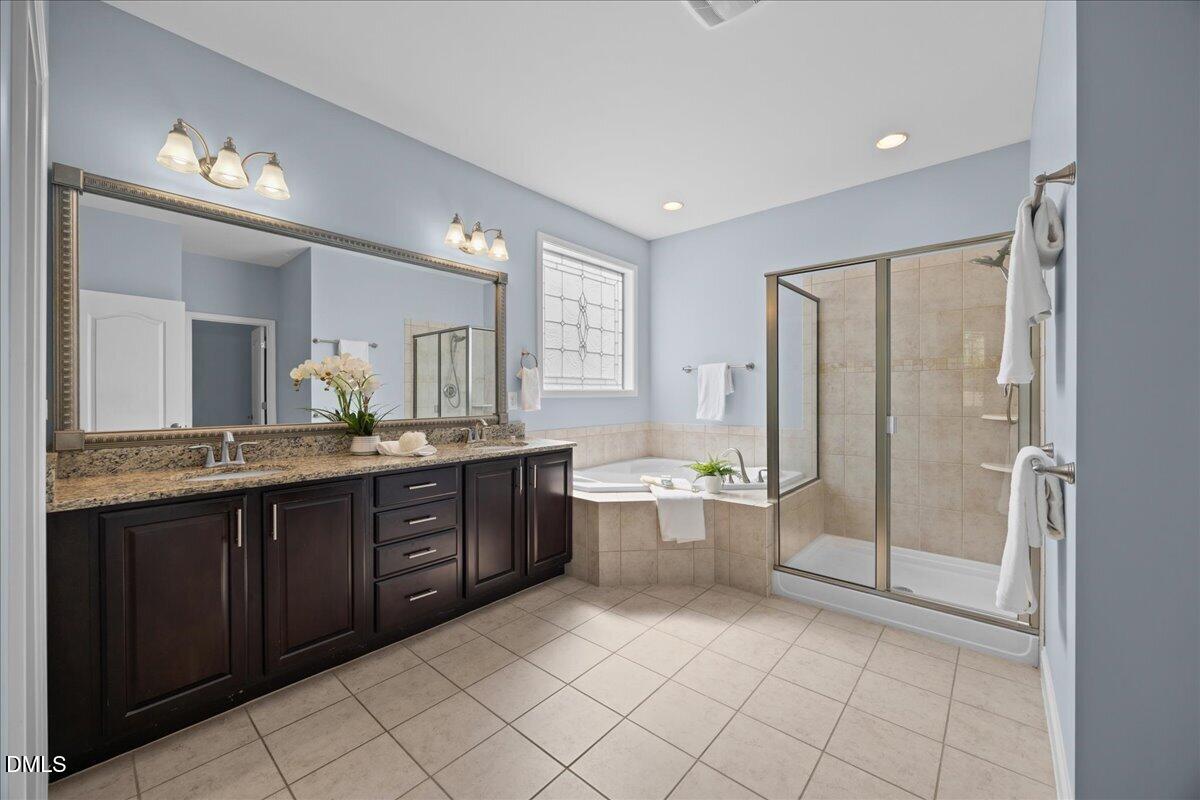 2536 Urbino Court Property Photo 16