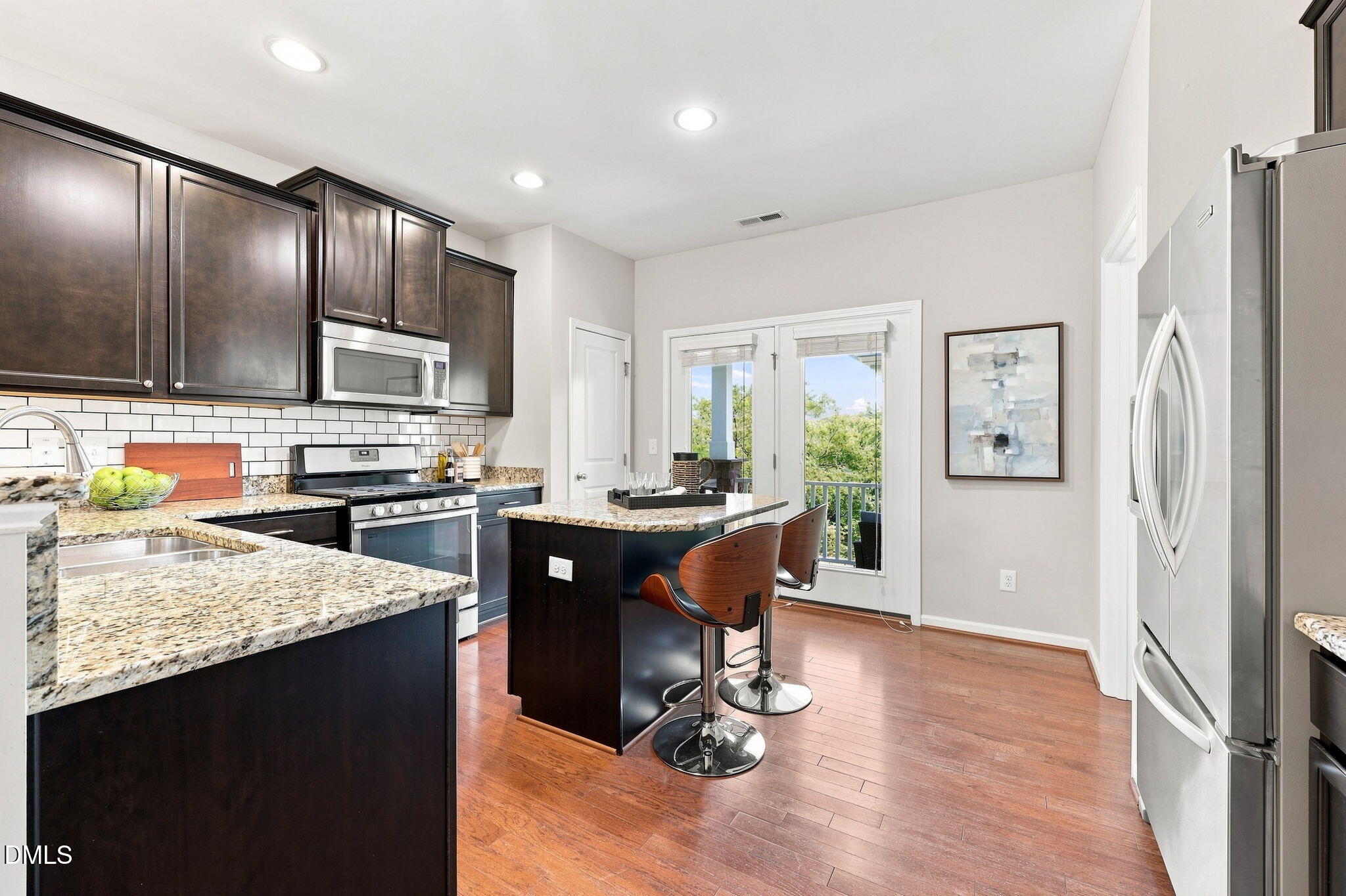 2074 Jersey City Place Property Photo 5