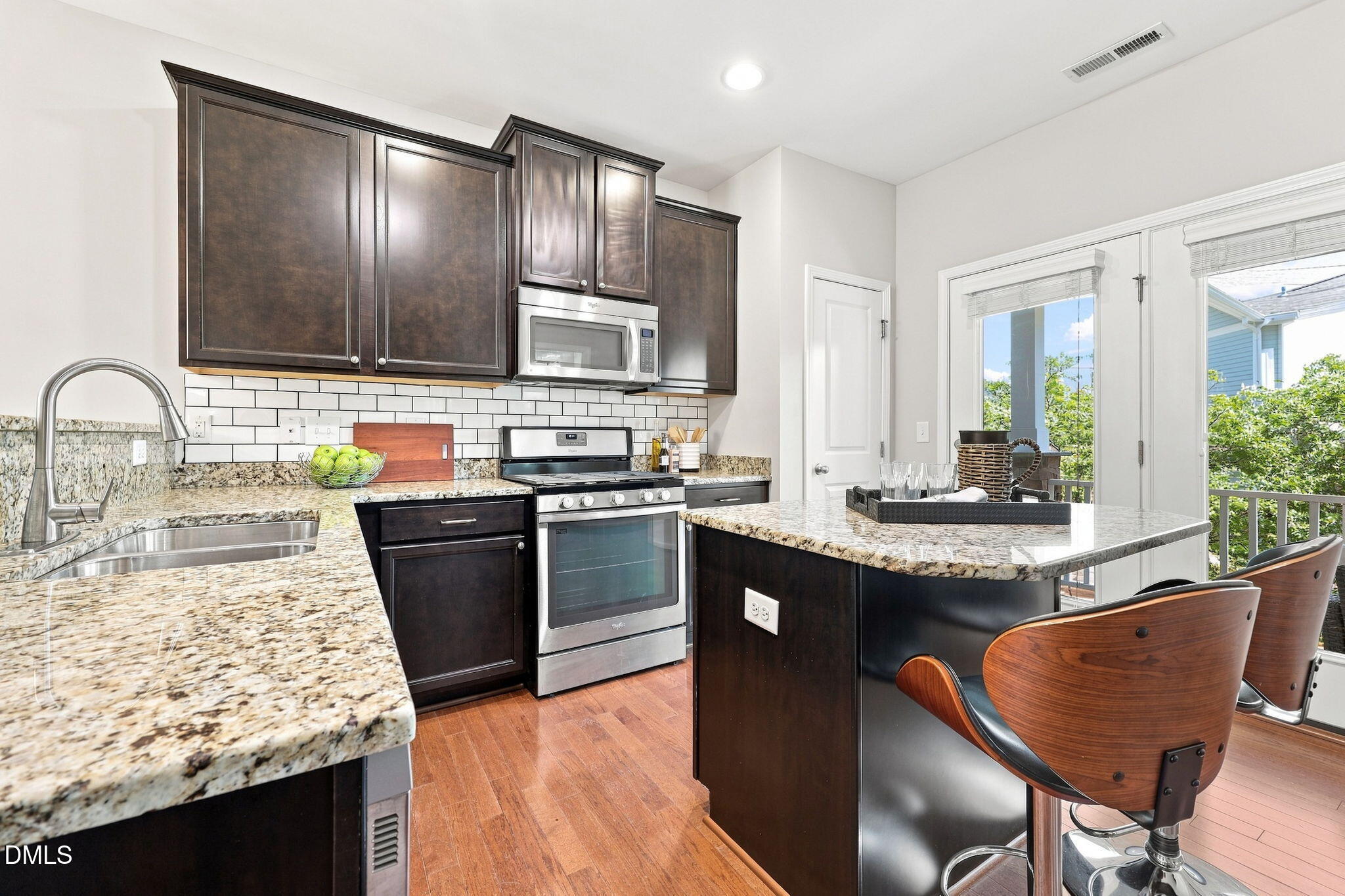 2074 Jersey City Place Property Photo 8