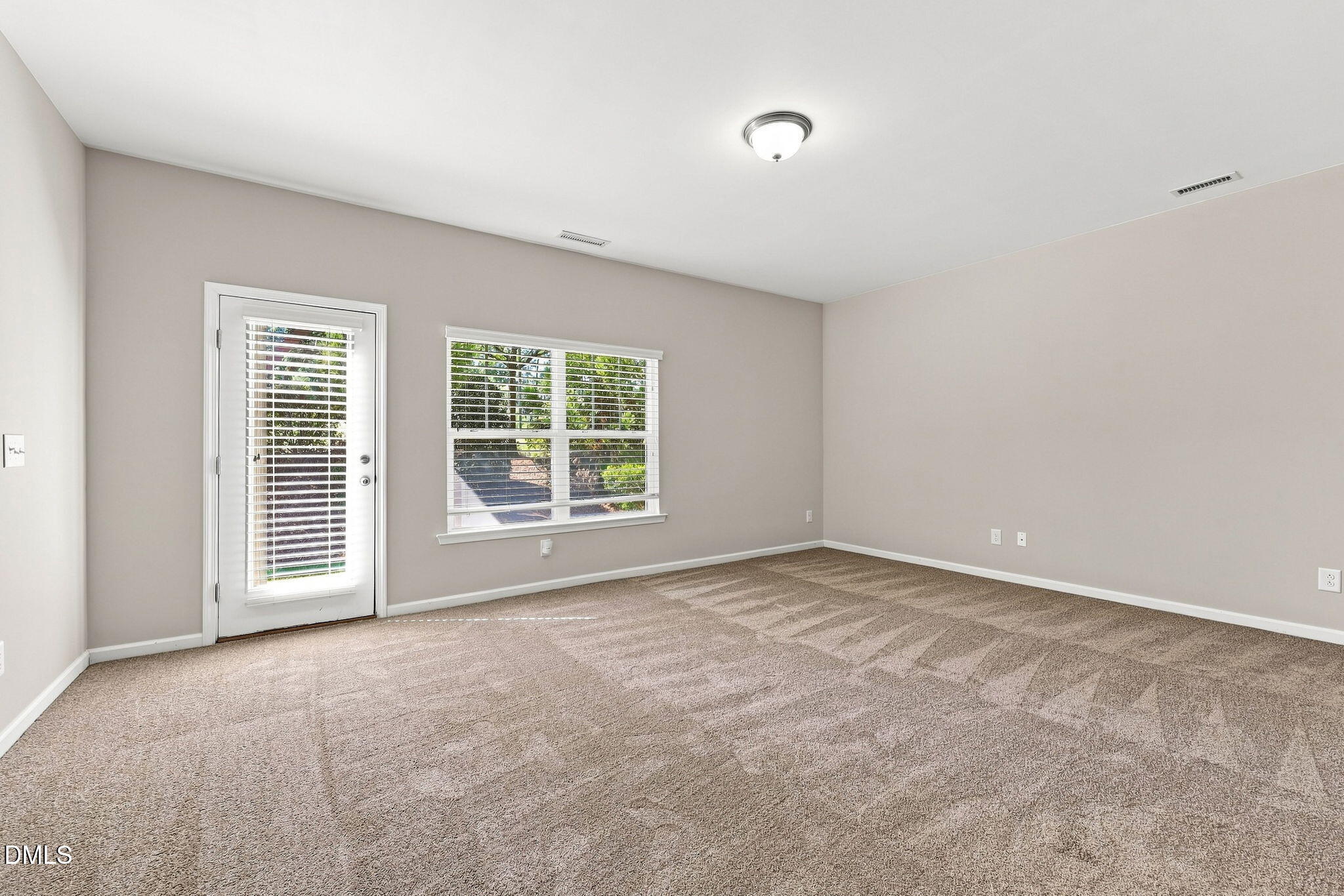 2074 Jersey City Place Property Photo 24