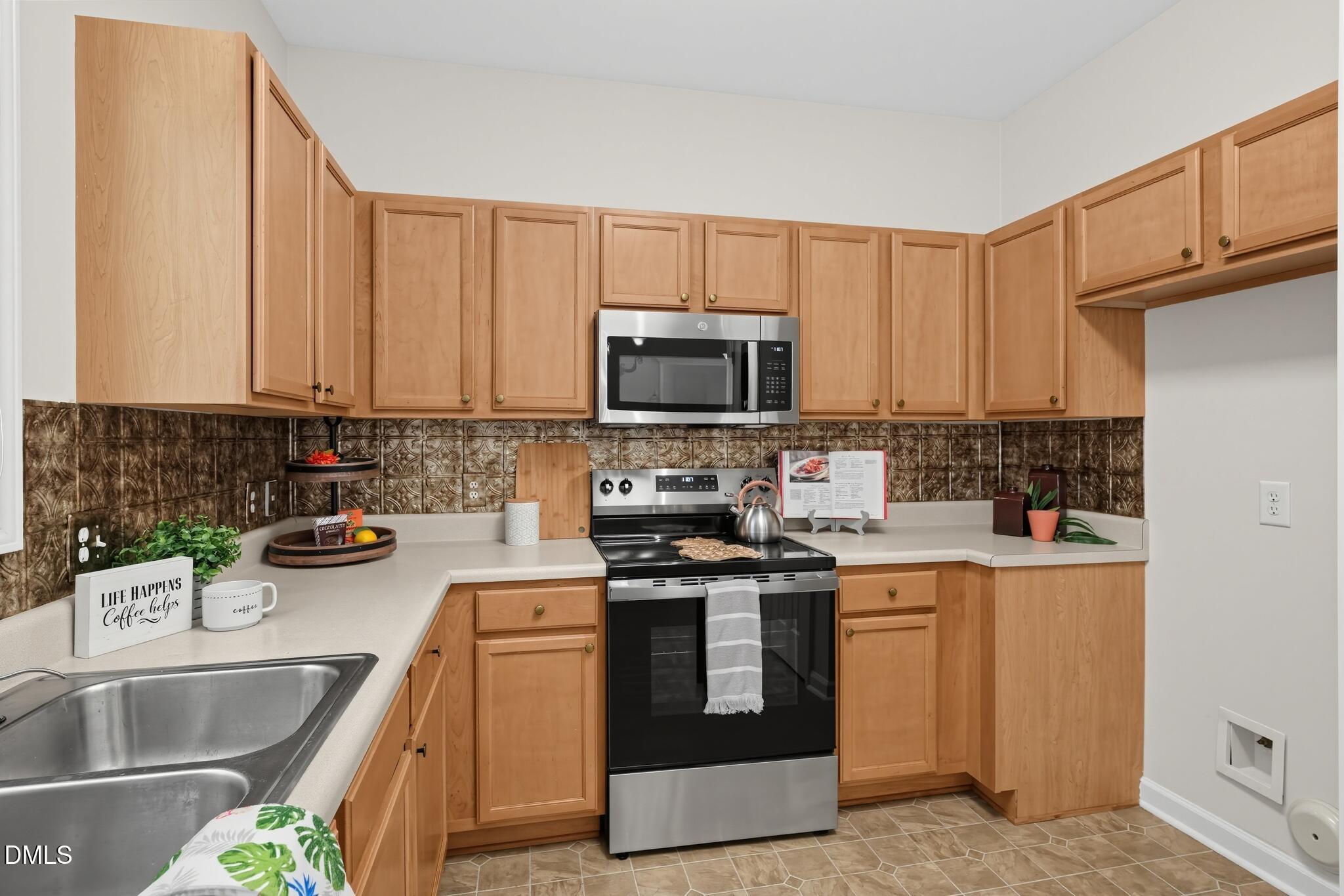 1744 Blazing Star Lane Property Photo 16