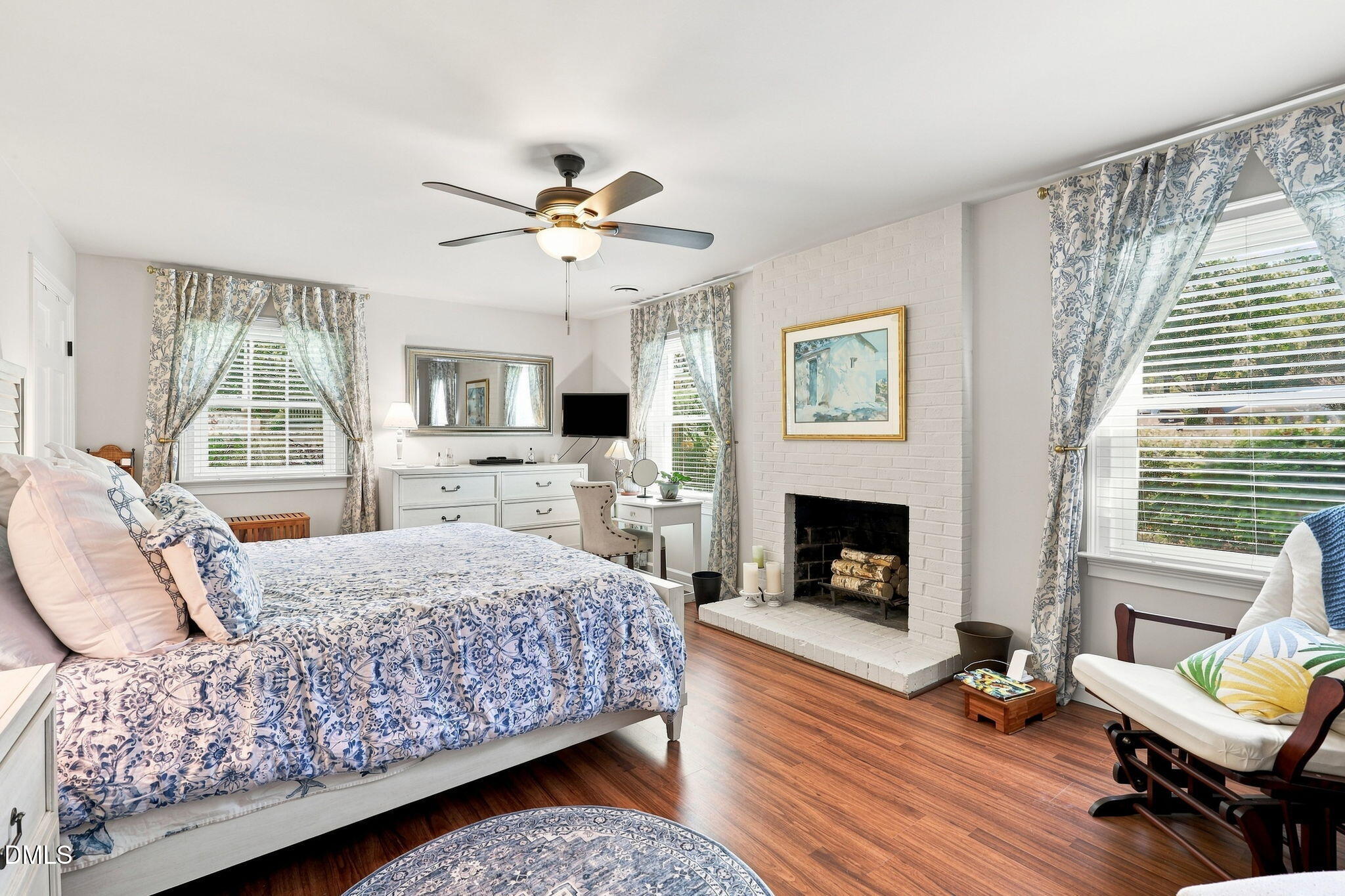 1120 Shetland Court Property Photo 6