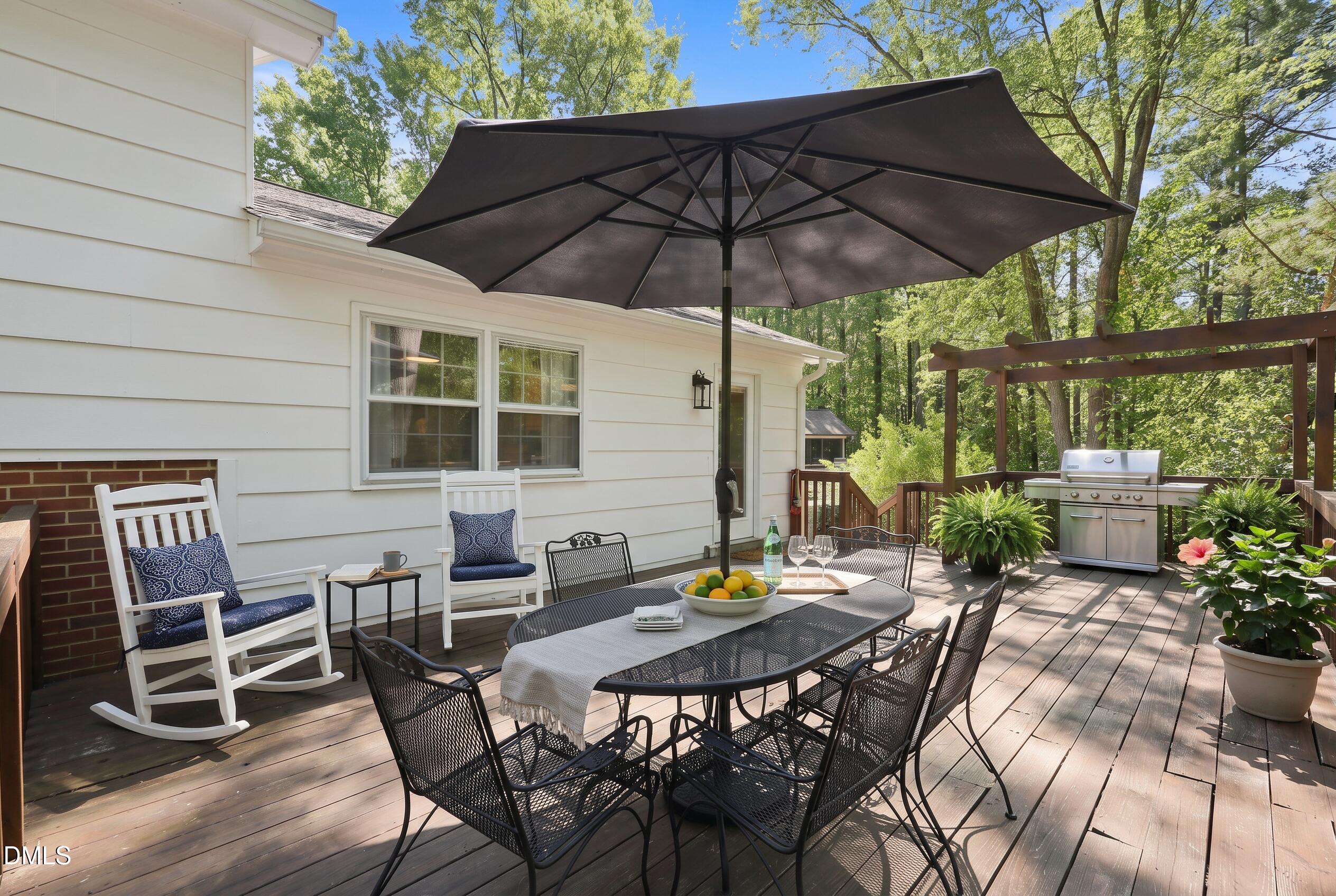 1120 Shetland Court Property Photo 9
