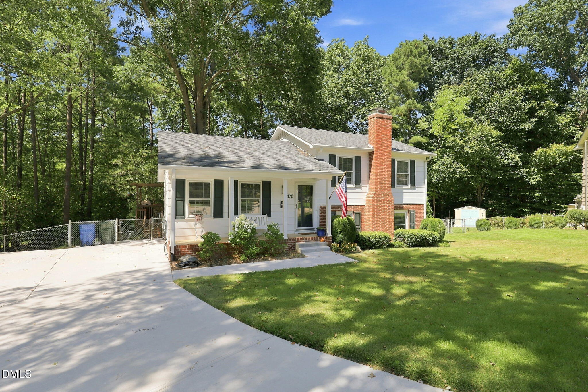 1120 Shetland Court Property Photo 12