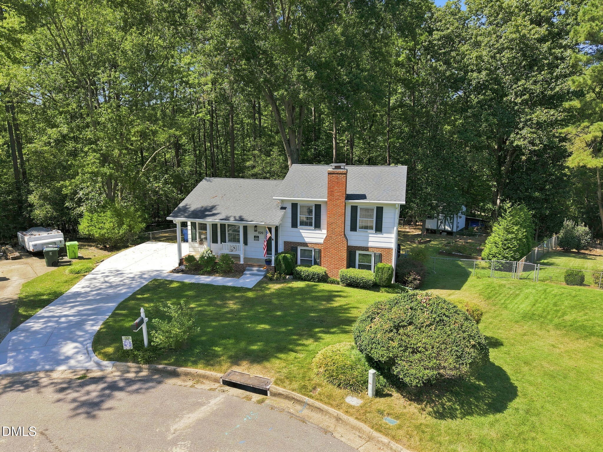 1120 Shetland Court Property Photo 15