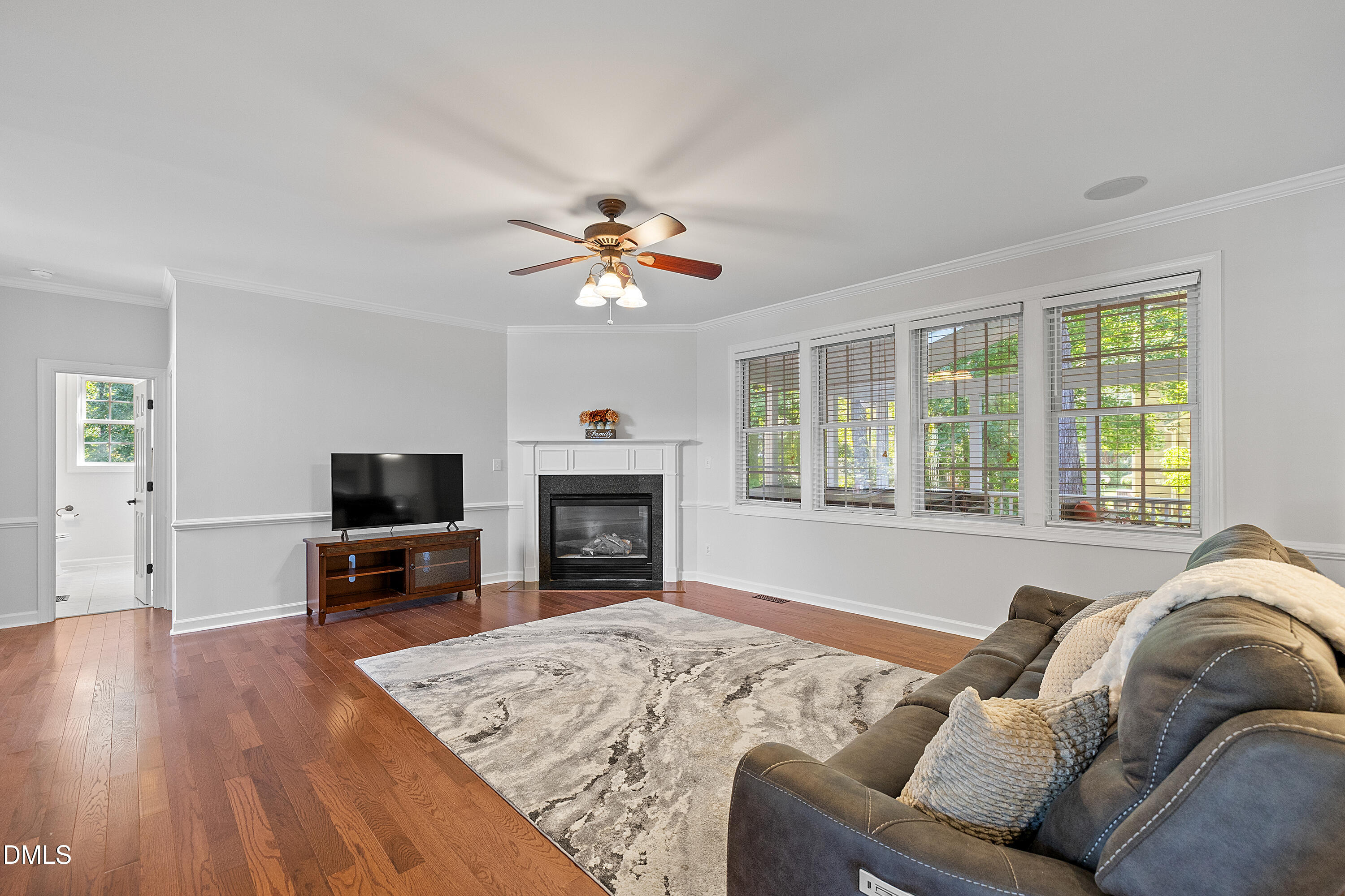 306 Honeywood Court Property Photo 6