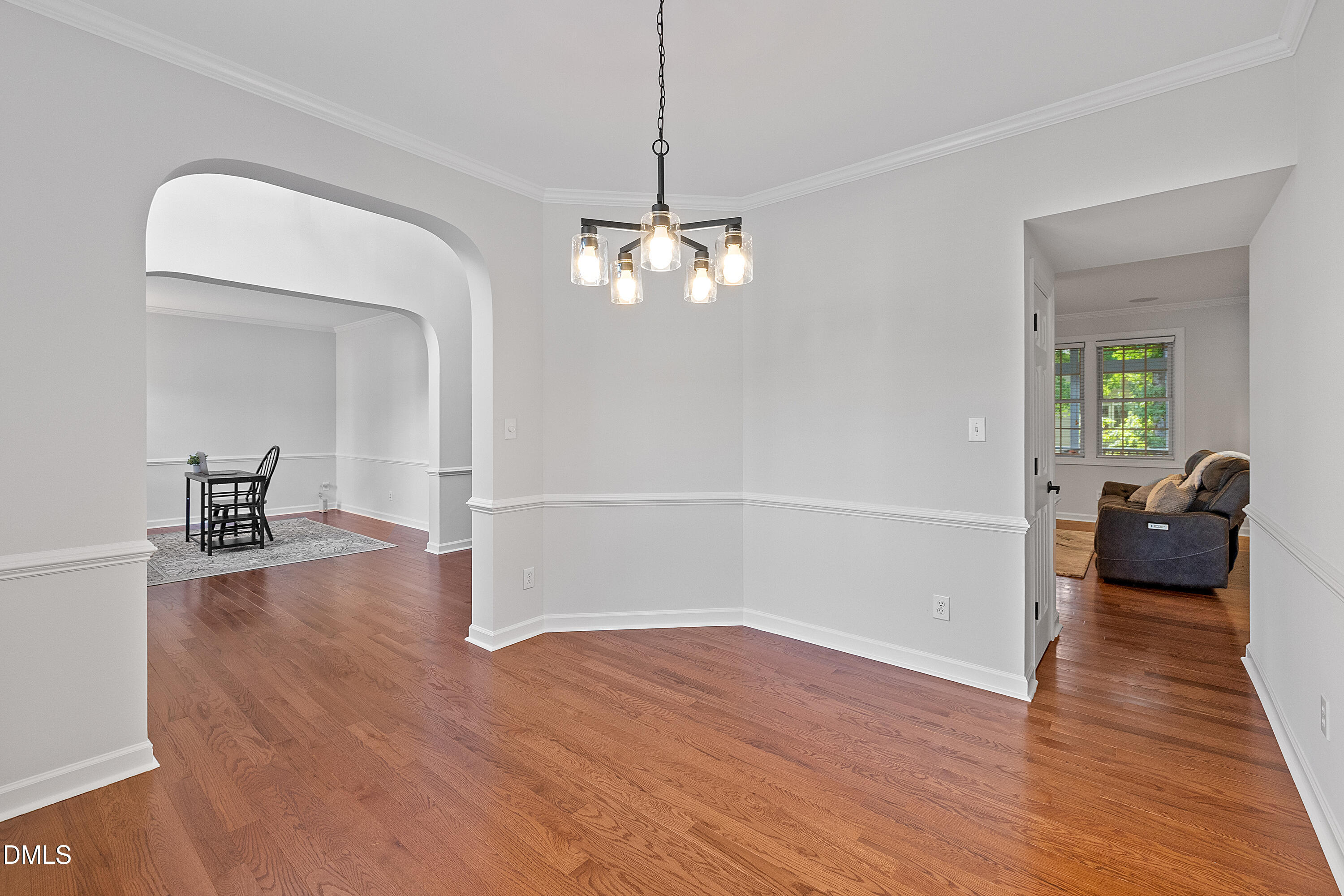 306 Honeywood Court Property Photo 8