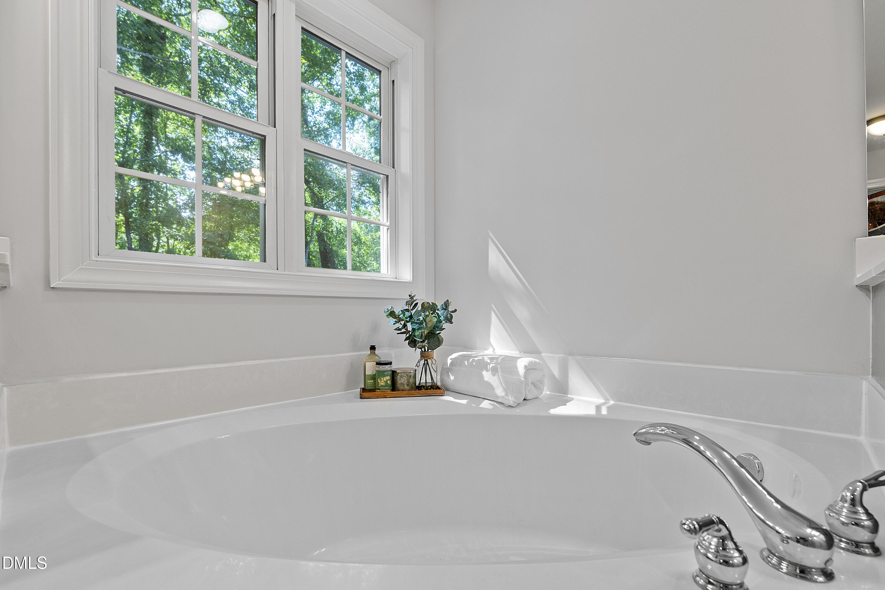 306 Honeywood Court Property Photo 23