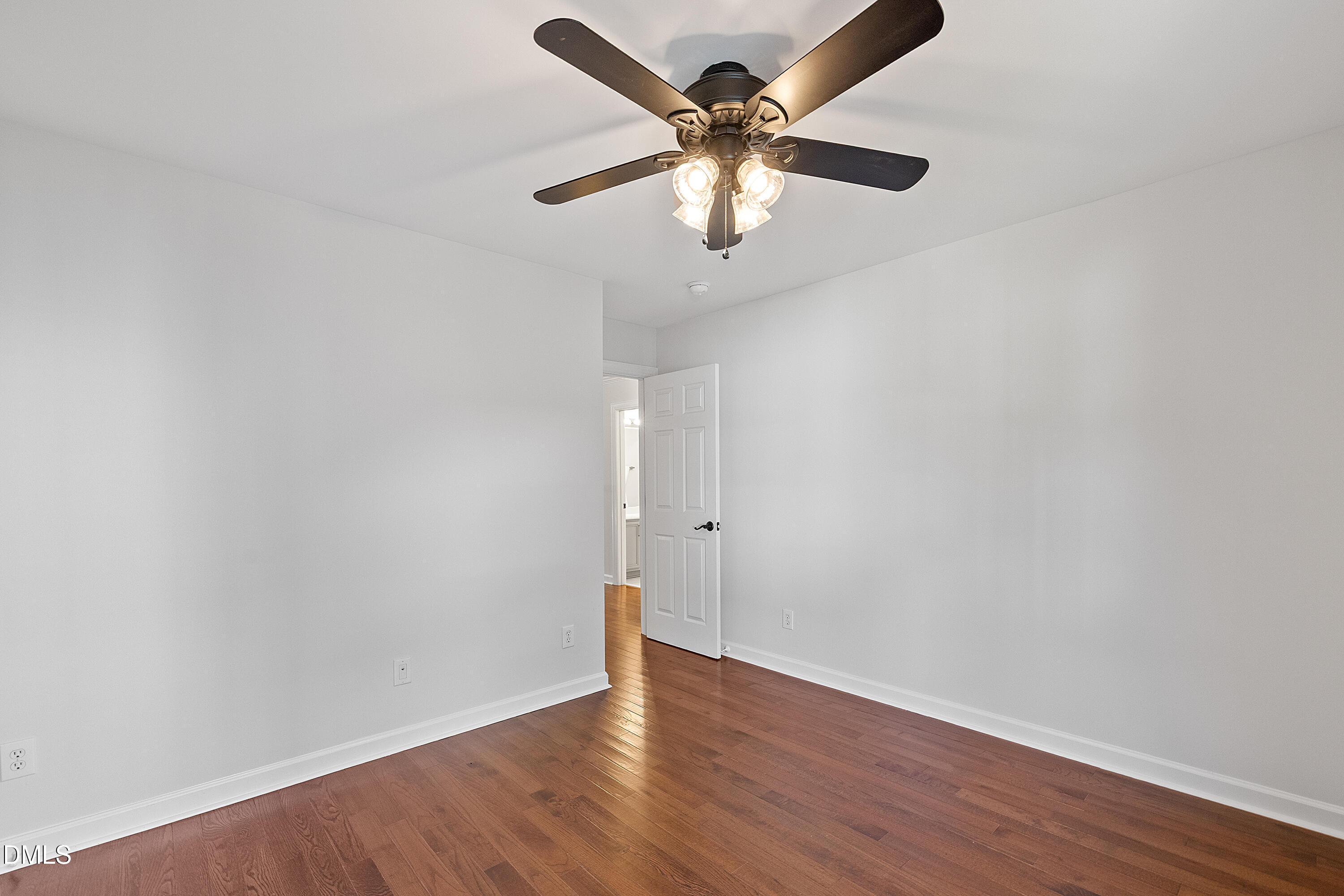 306 Honeywood Court Property Photo 31