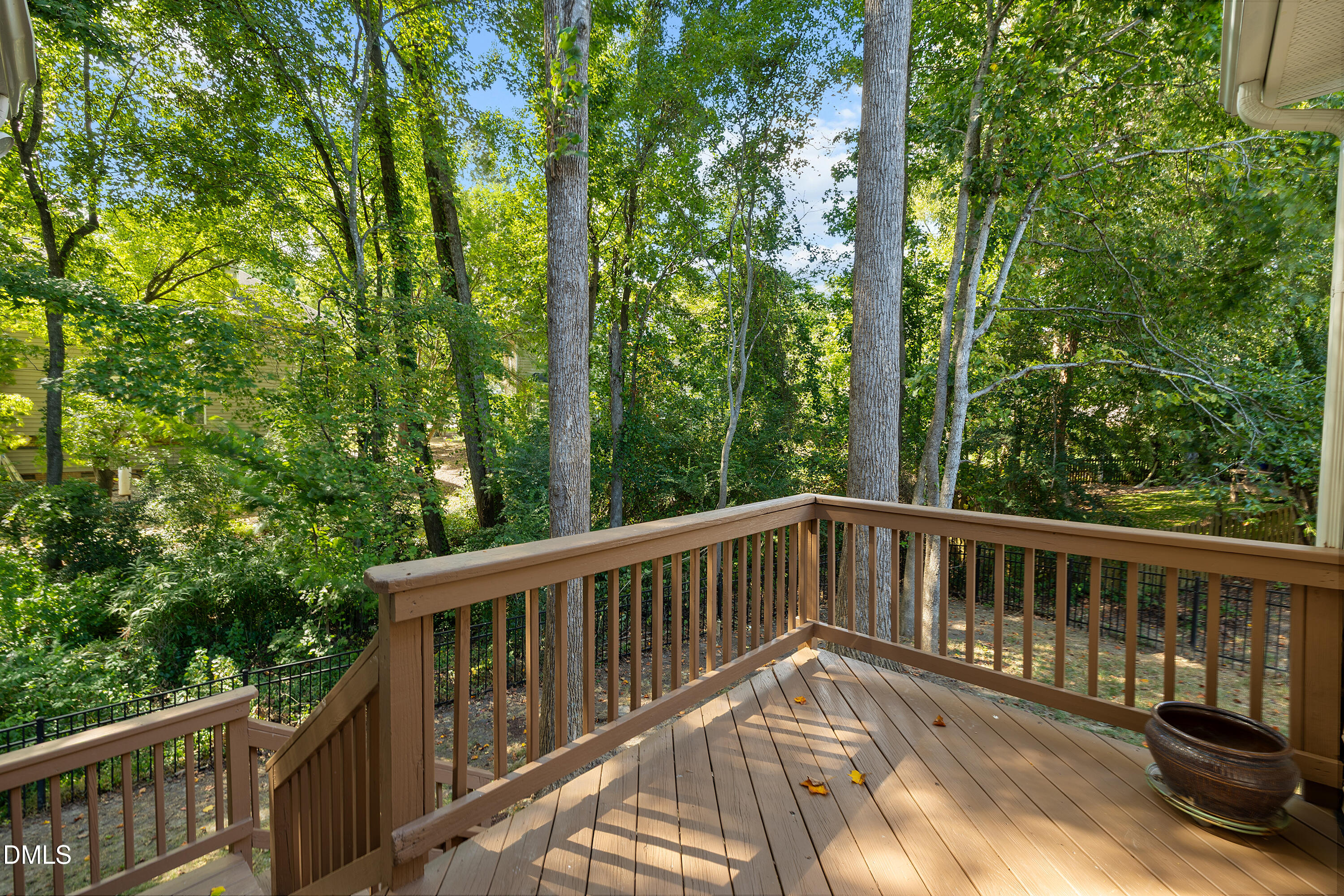 306 Honeywood Court Property Photo 37