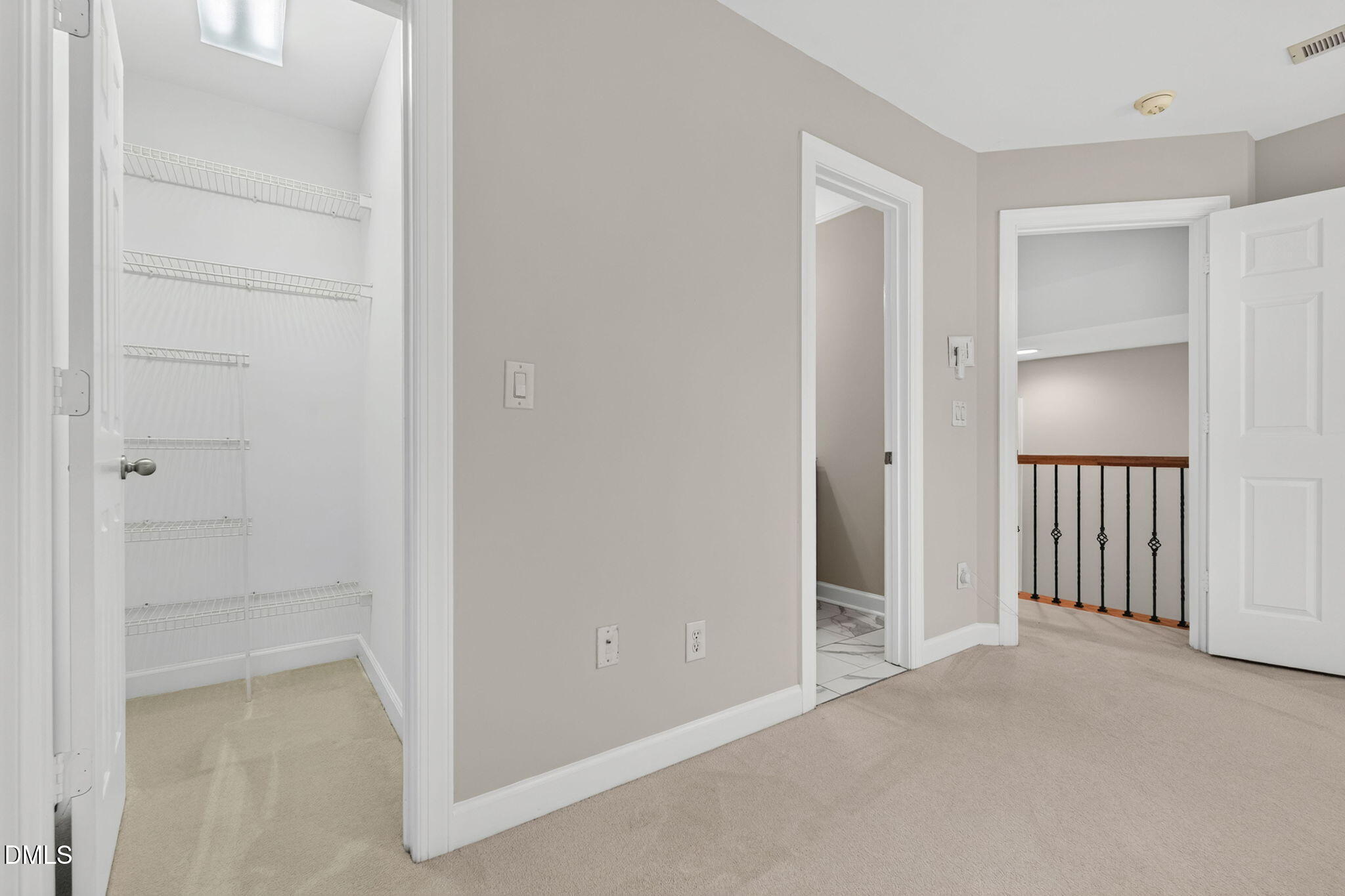 607 Walcott Way Property Photo 32