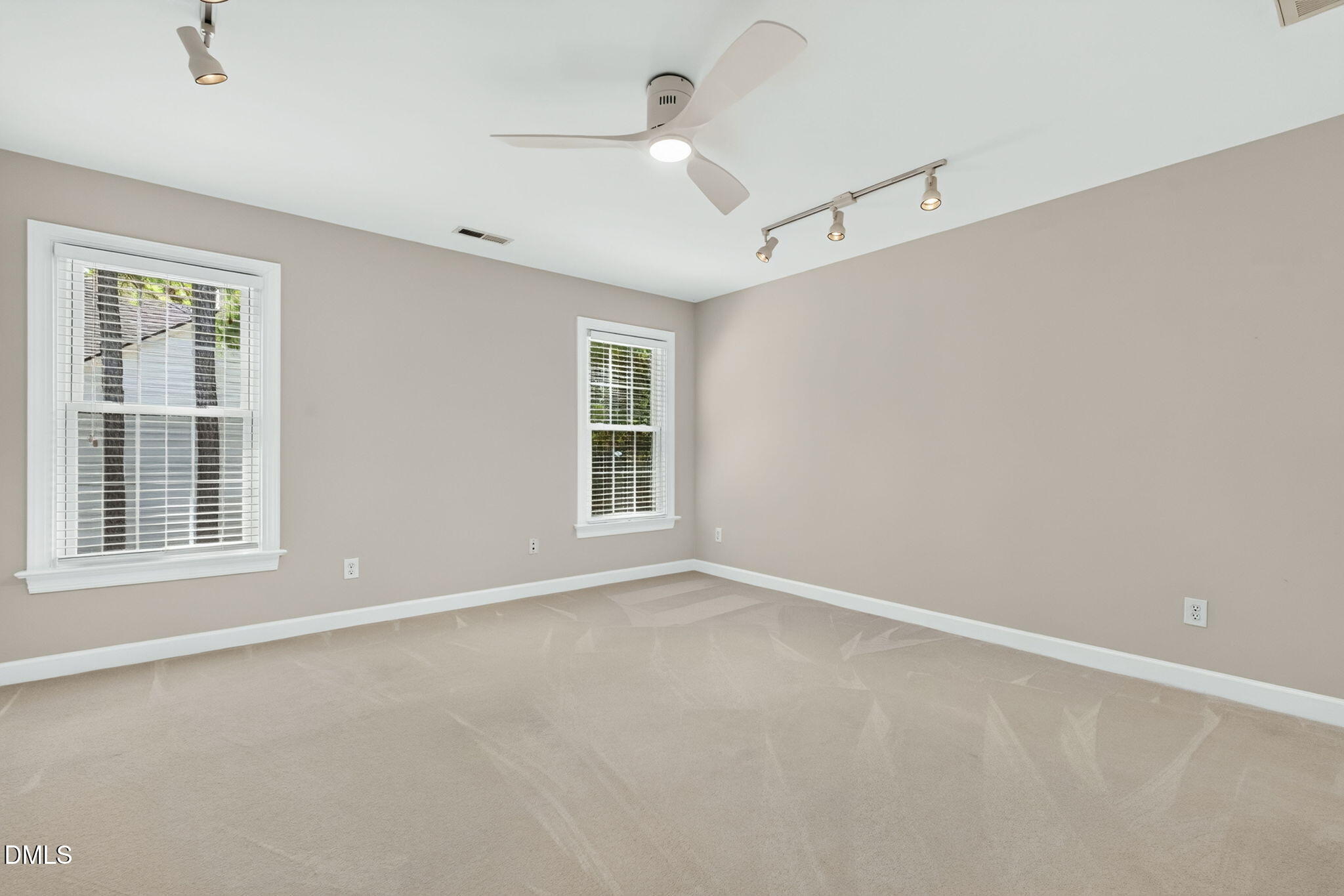 607 Walcott Way Property Photo 34