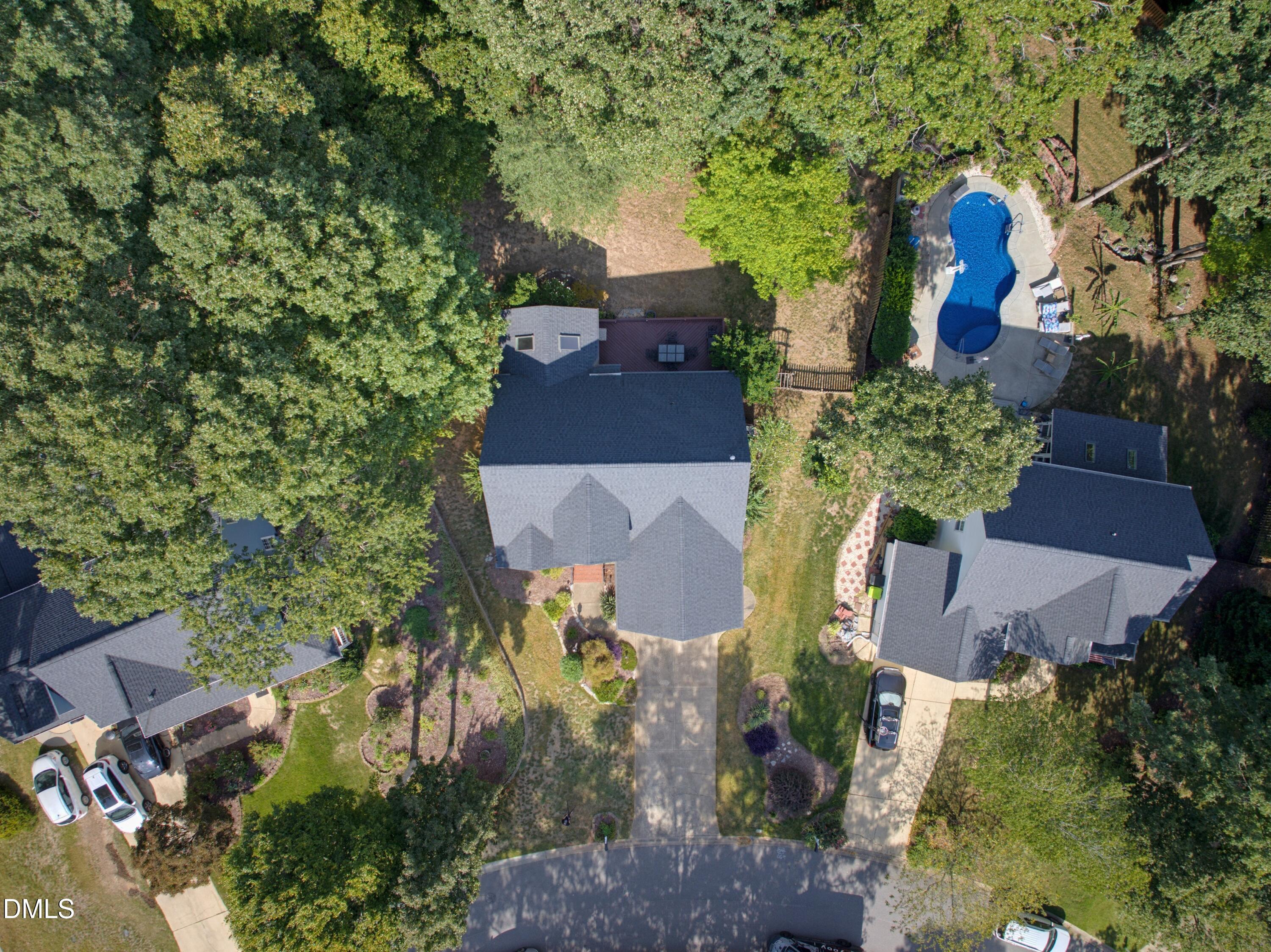 121 Dutch Hill Road Property Photo 3