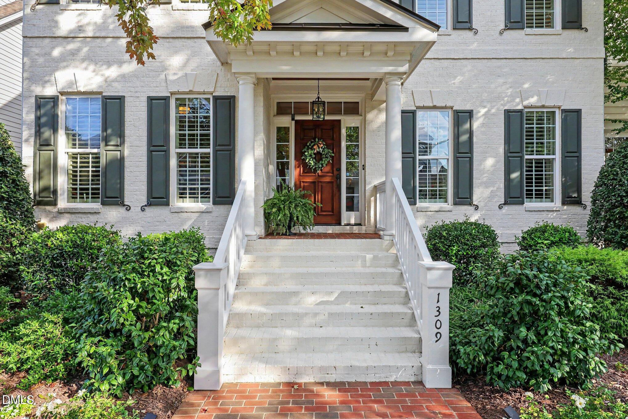 1309 Palace Garden Way Property Photo 2