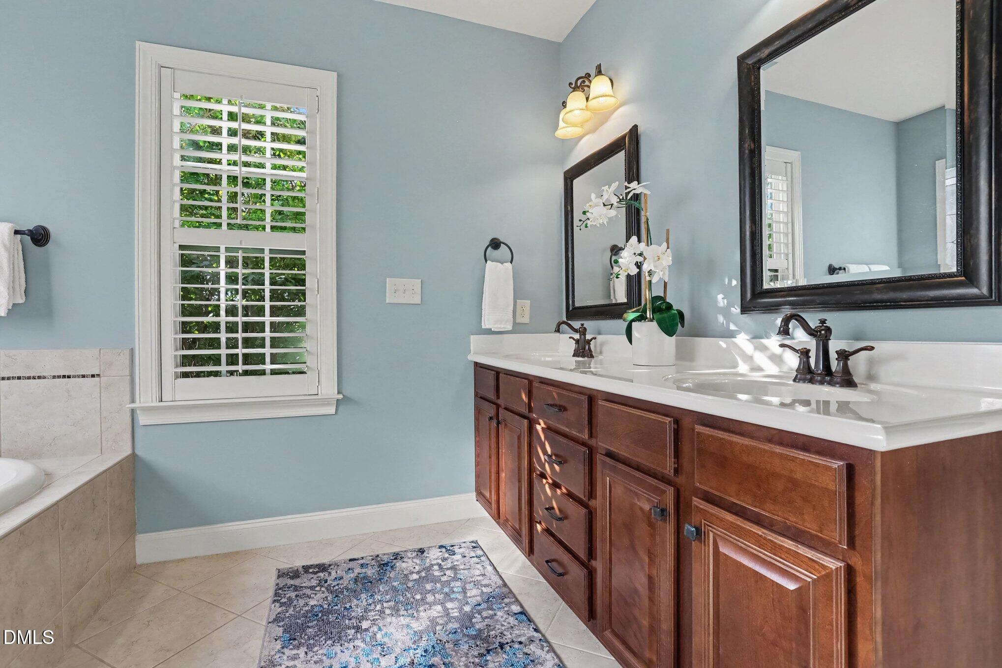 1309 Palace Garden Way Property Photo 19