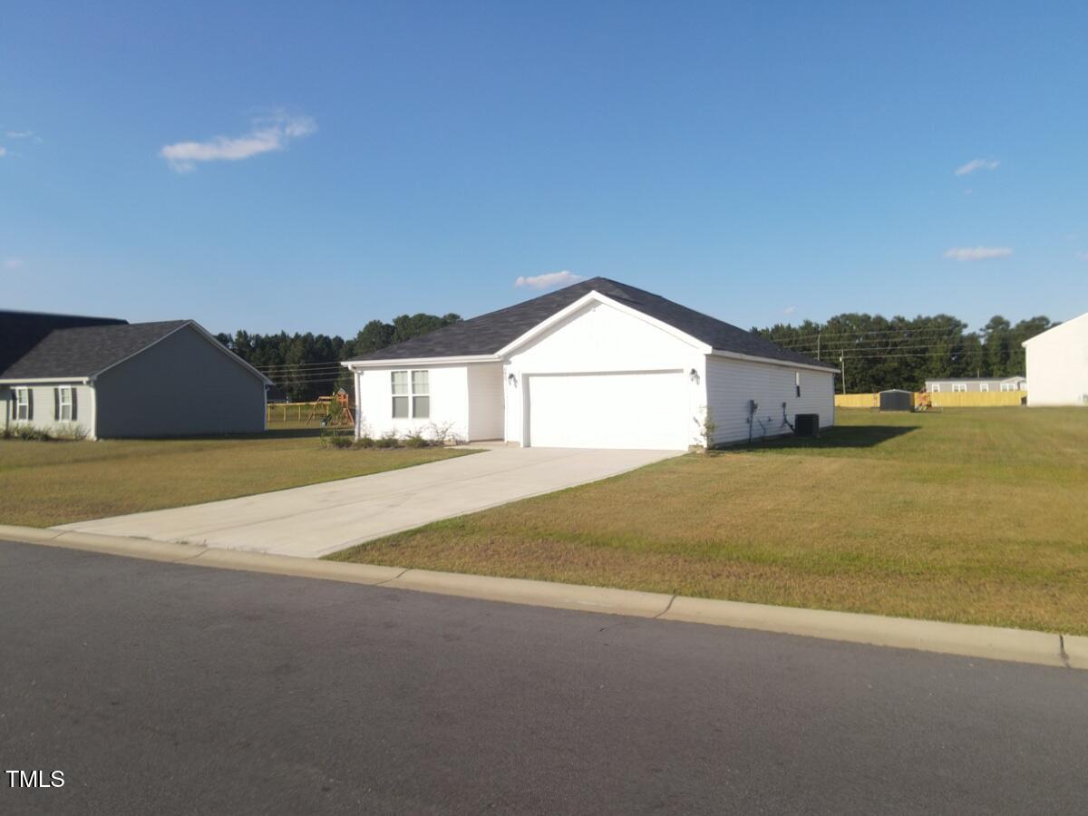 195 Presley Street Property Photo 2