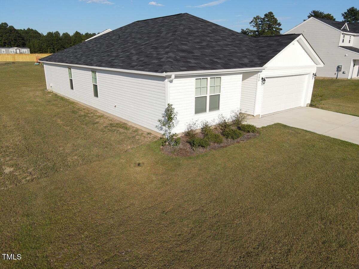 195 Presley Street Property Photo 5