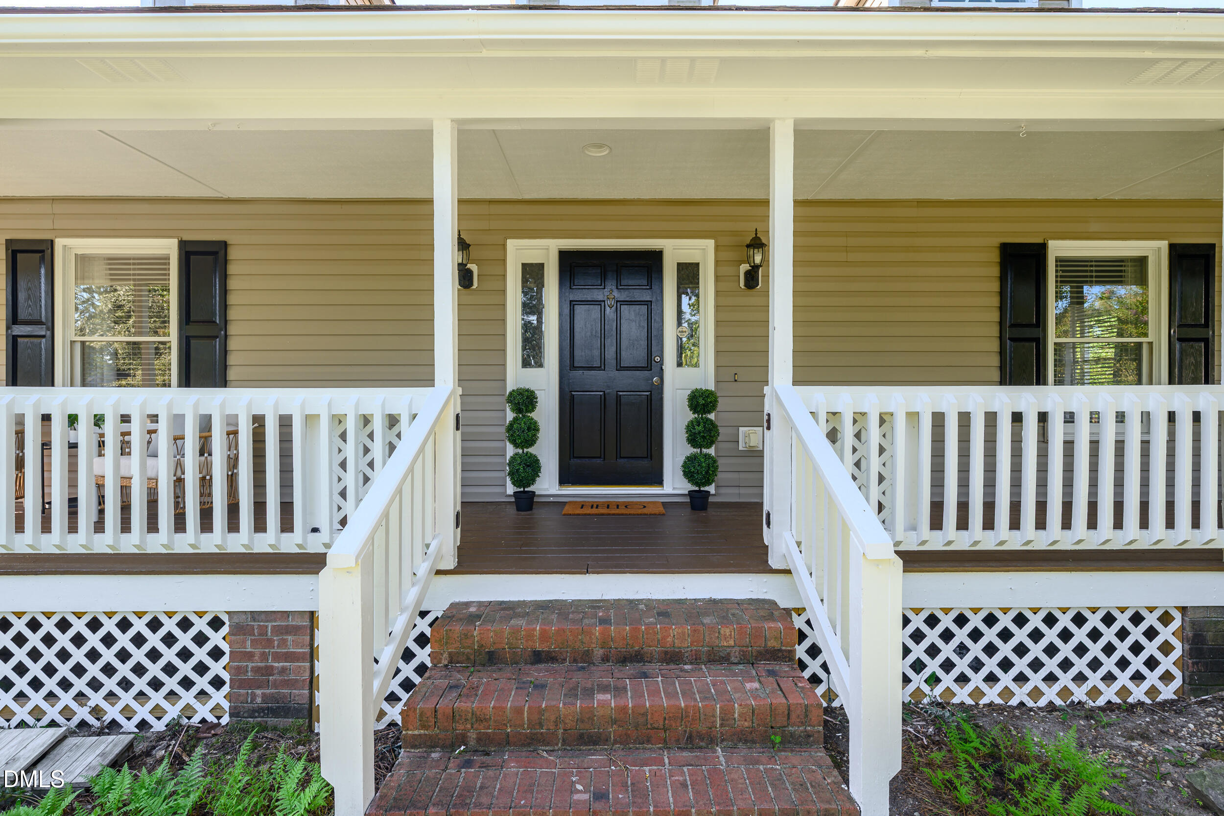 3008 Red Circle Property Photo 3